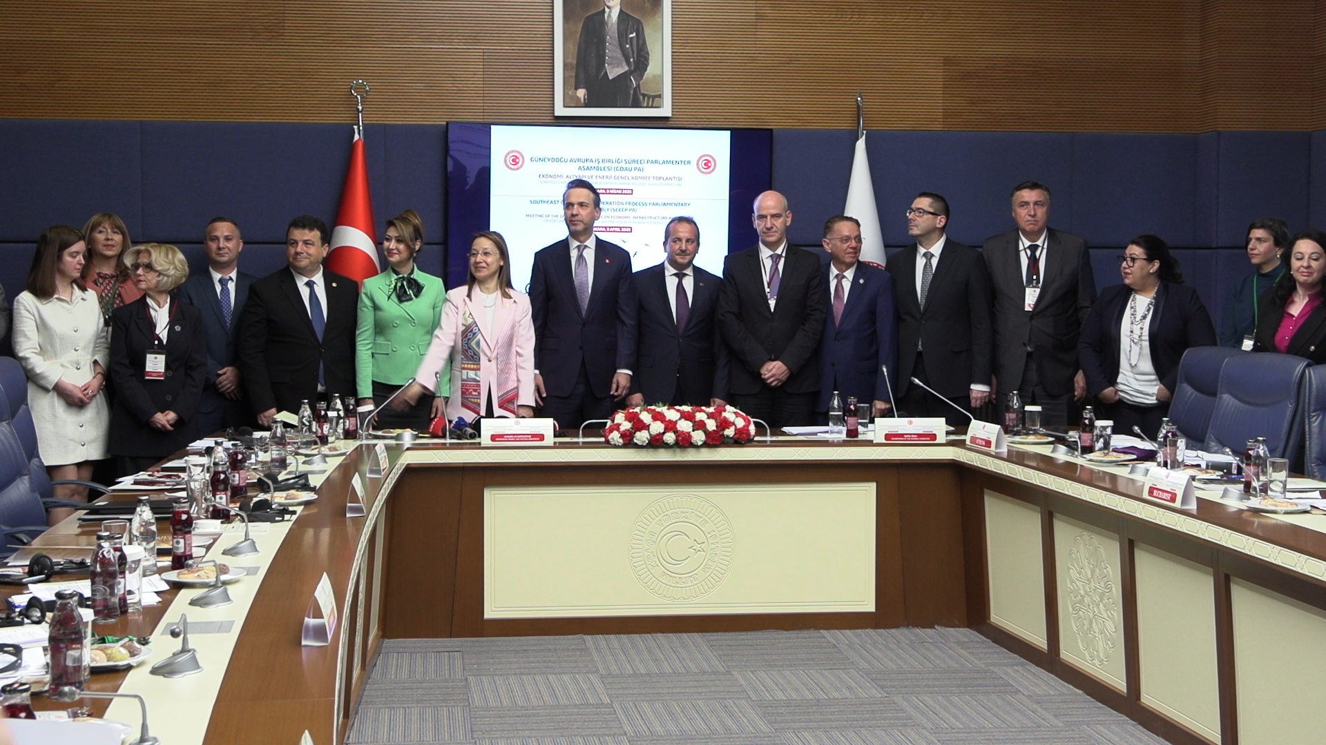 B A K A N B A Y R A K T A R O N U M U Z D E K I S E N E G A Z U R E 649515 192441