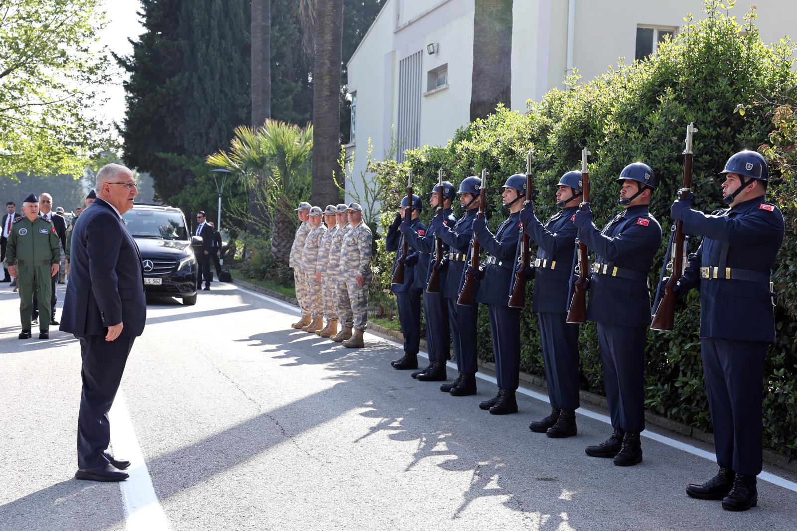 B A K A N G U L E R H A V A V E F U Z E S A V U N M A S I M U L A 662133 196281