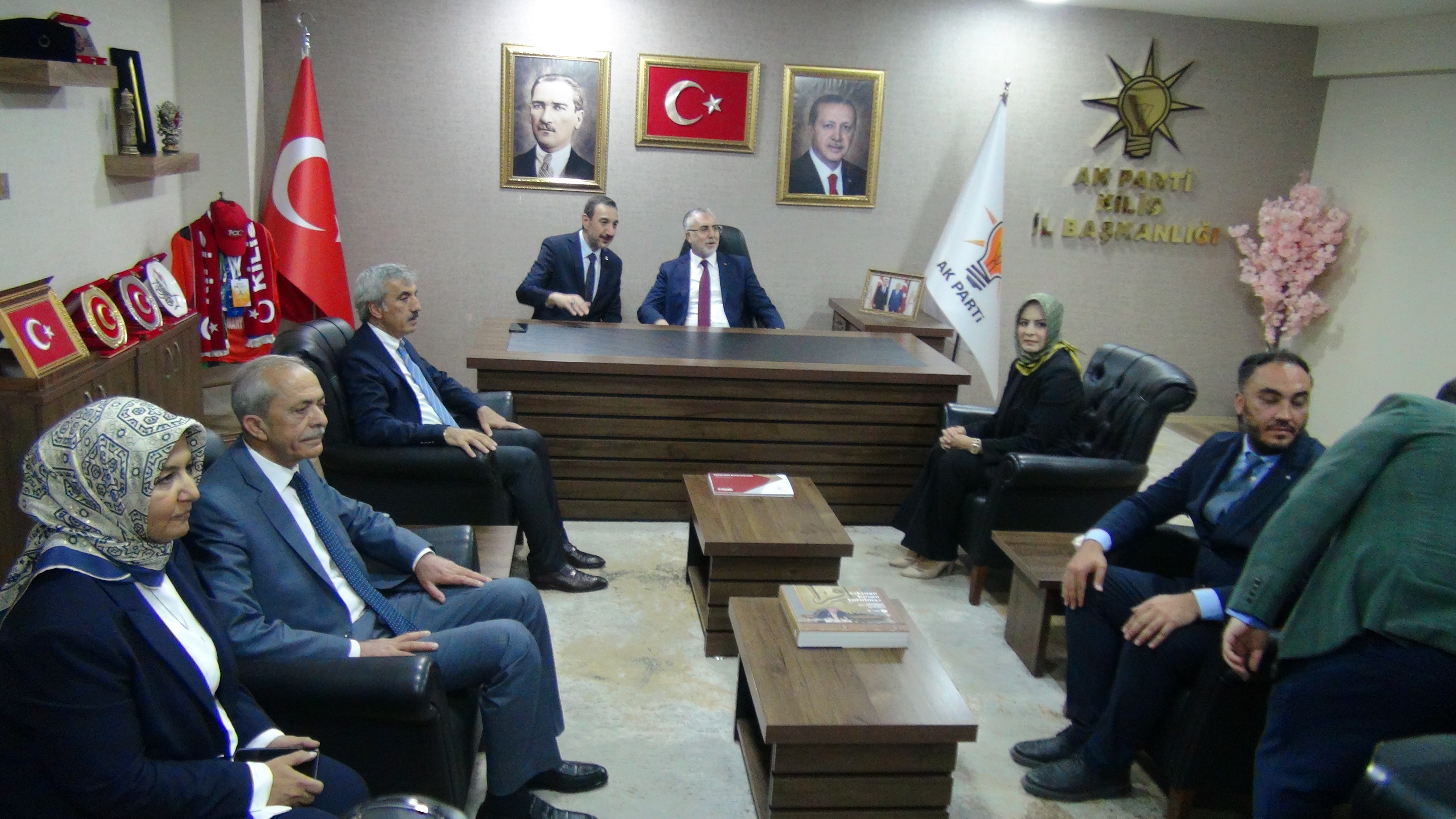 B A K A N I S I K H A N K I L I S’ T E 671189 198791