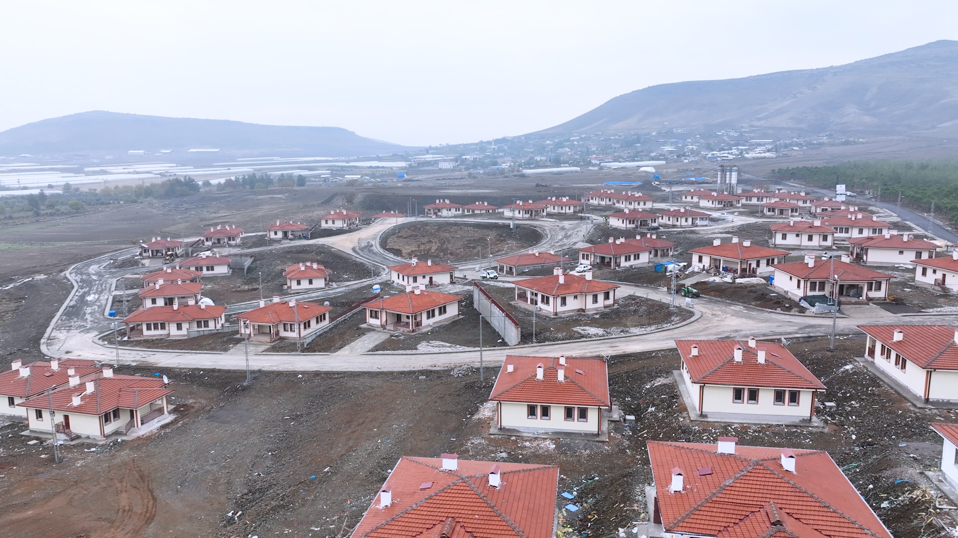 B A K A N K U R U M K O Y E V L E R I M I Z I G O R E N H A Y R A N 663351 196671