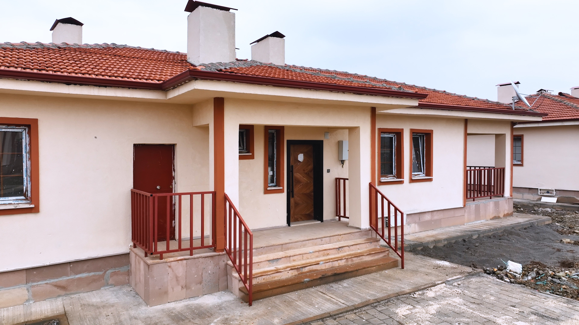 B A K A N K U R U M K O Y E V L E R I M I Z I G O R E N H A Y R A N 663352 196671