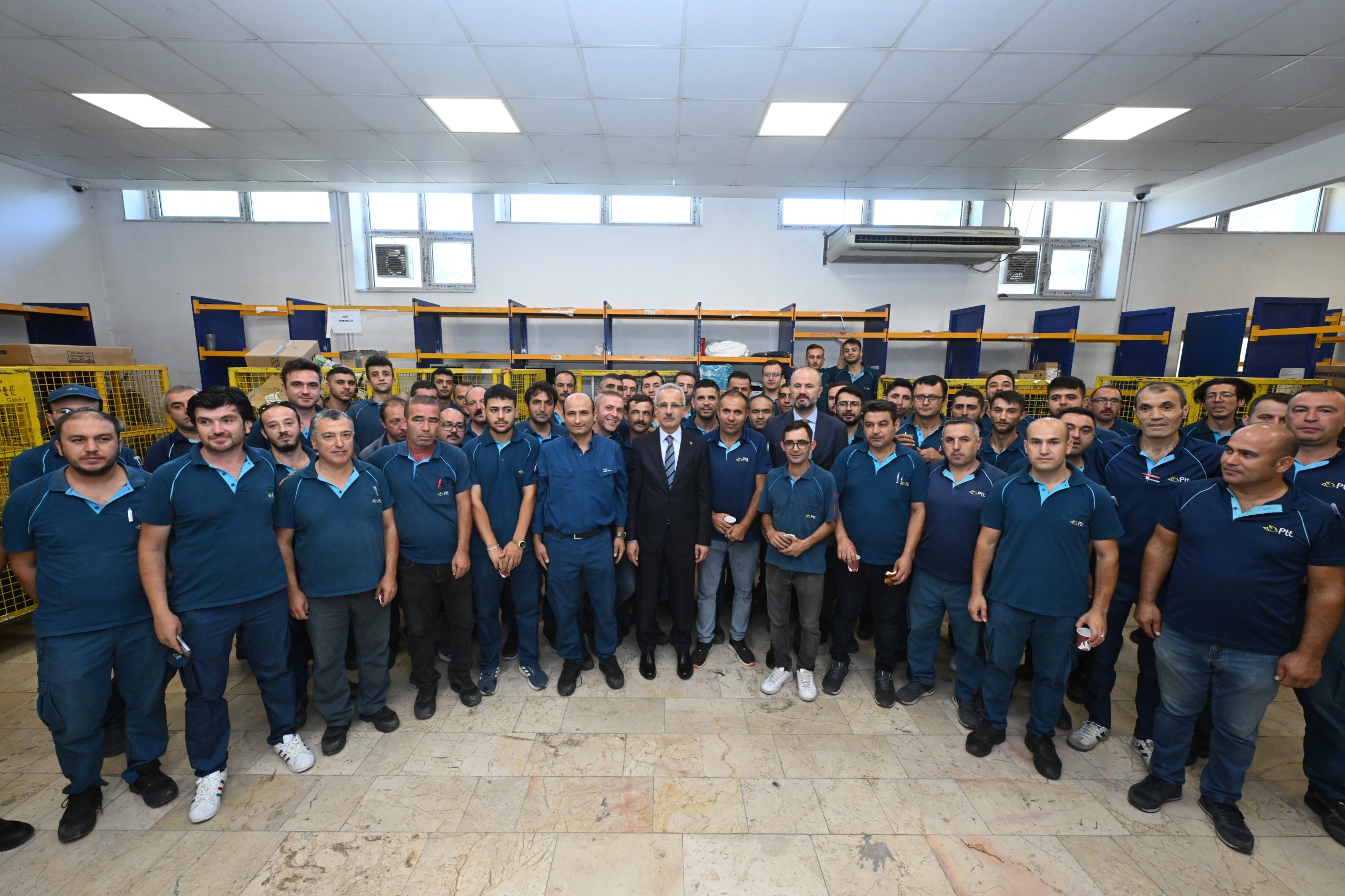 B A K A N U R A L O G L U P O S T A K A R G O S U M I K T A R I N D A 665385 197302