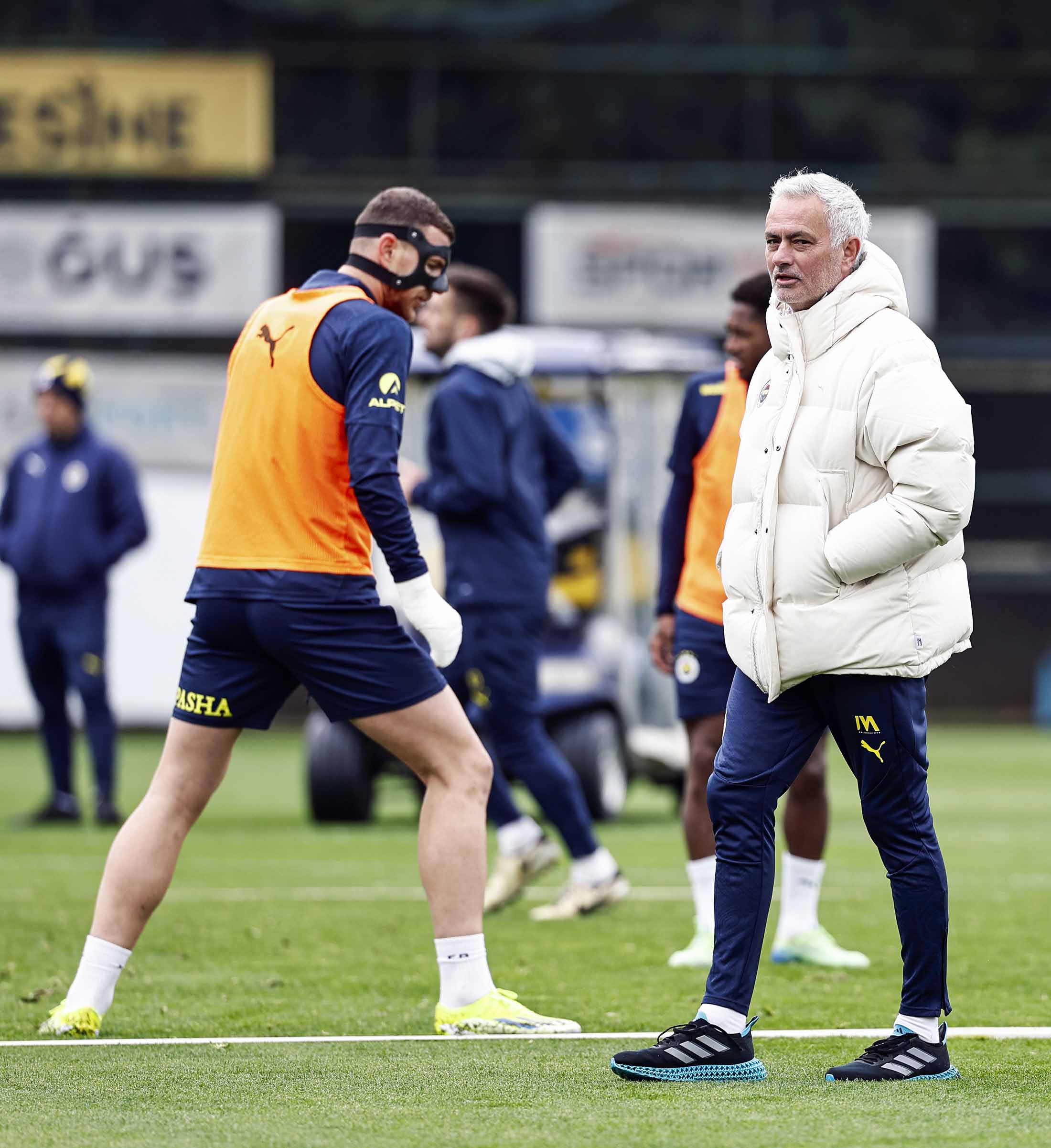 F E N E R B A H C E D E S I V A S S P O R M A C I H A Z I R L I K L A R 650147 192643