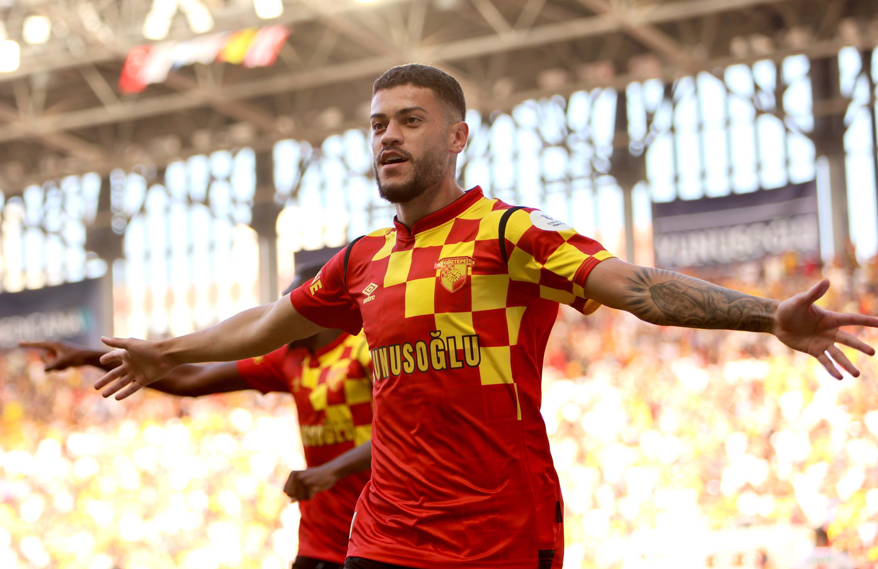 G O Z T E P E B E S I K T A S A K A R S I 3 T E 3 P E S I N D E 665295 197280