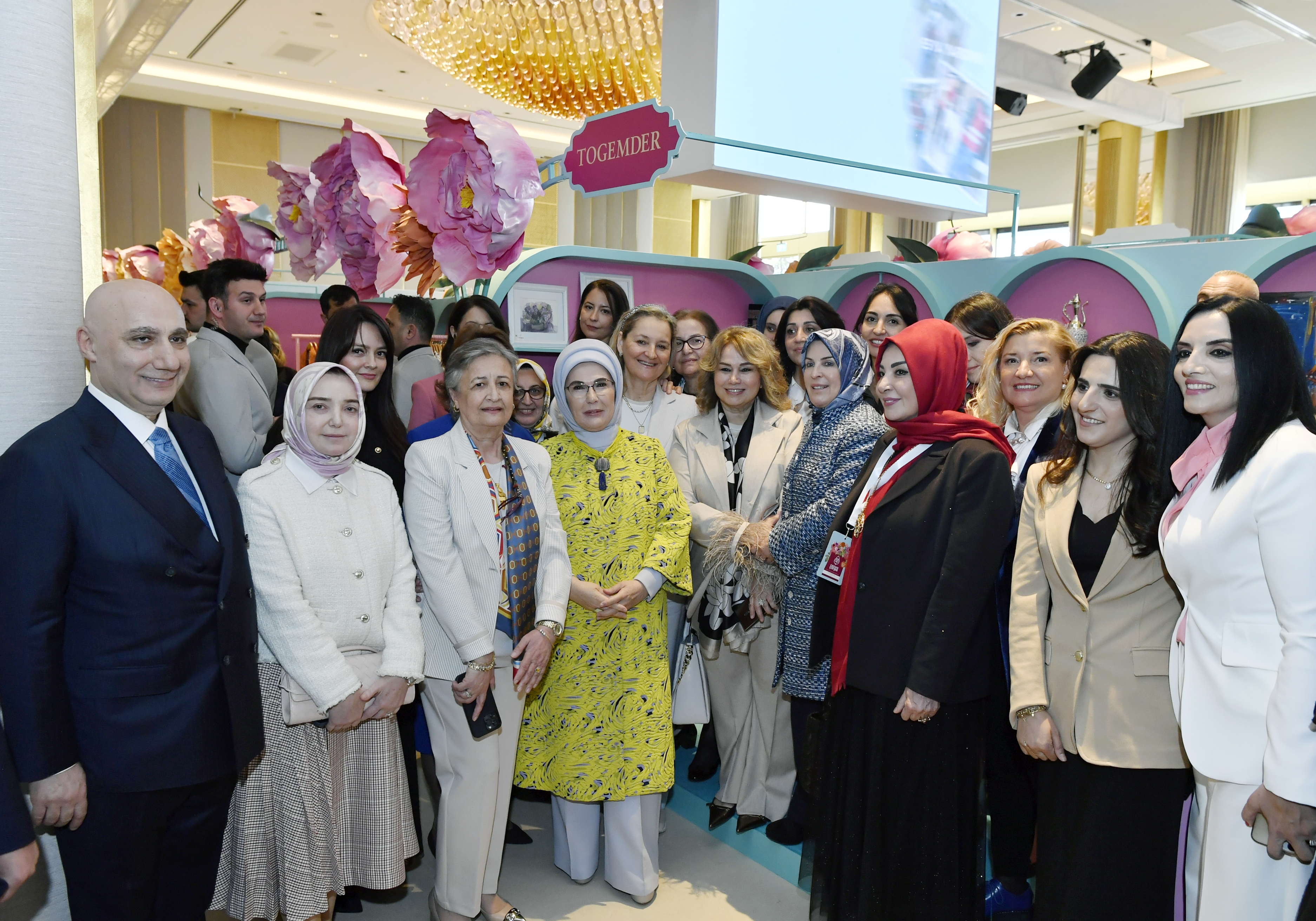 I S T A N B U L C E M R E C A R S I S I P R O G R A M I E M I N E 666493 197578