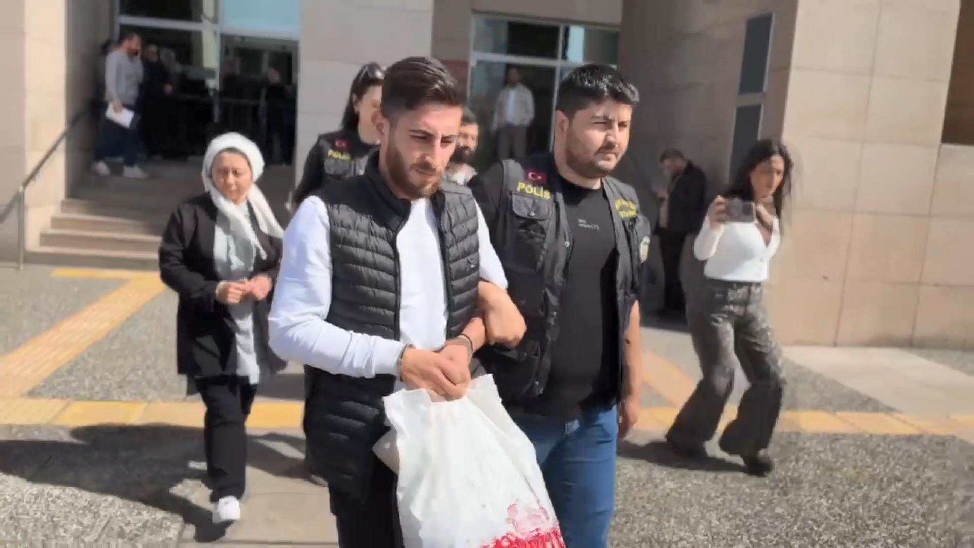 I S T A N B U L I L I S K I L E R I O R T A Y A C I K M I S T I K 662294 196321