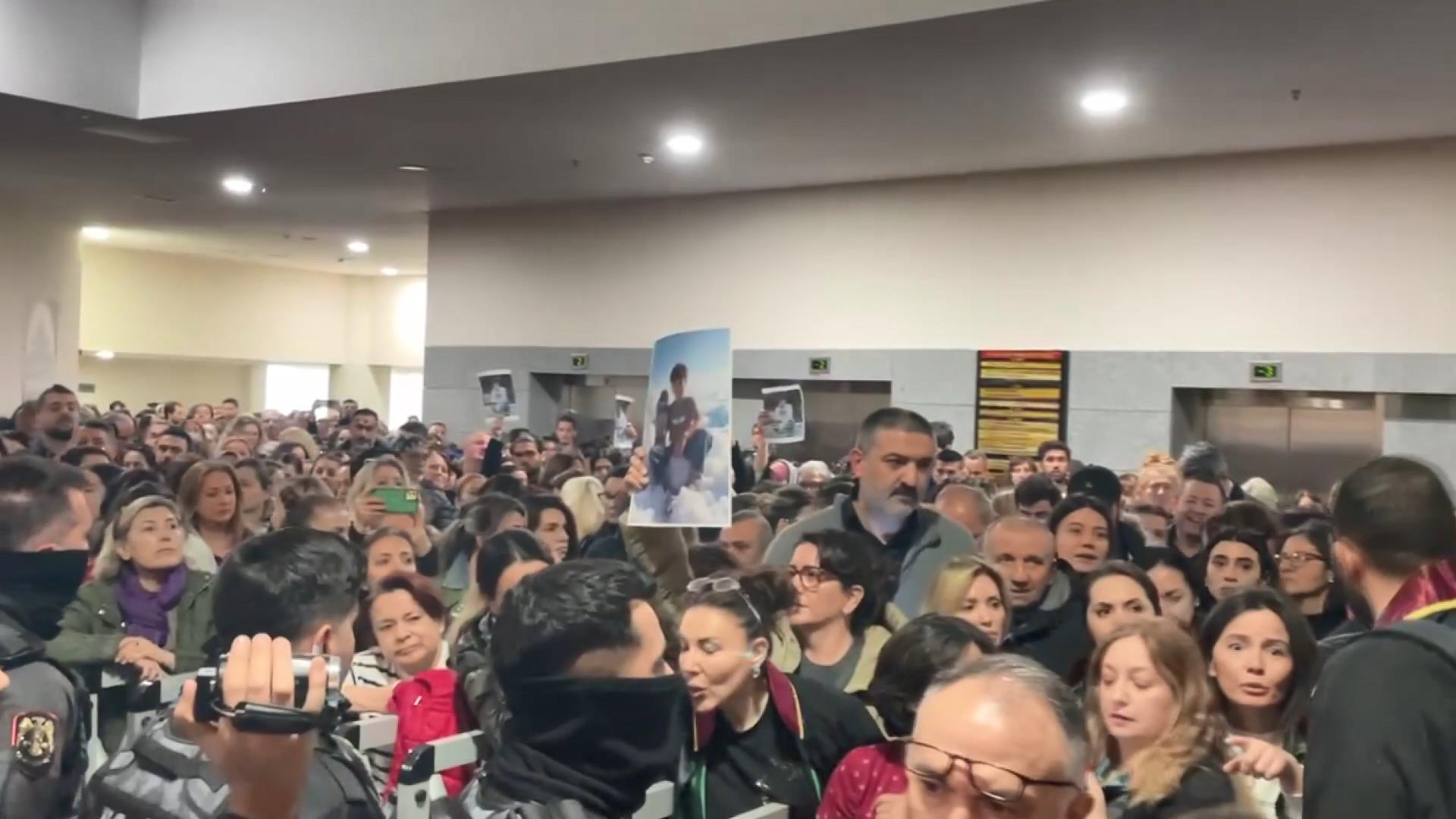 I S T A N B U L K A D I K O Y D E M A T T I A A H M E T M I N G U 651124 192919