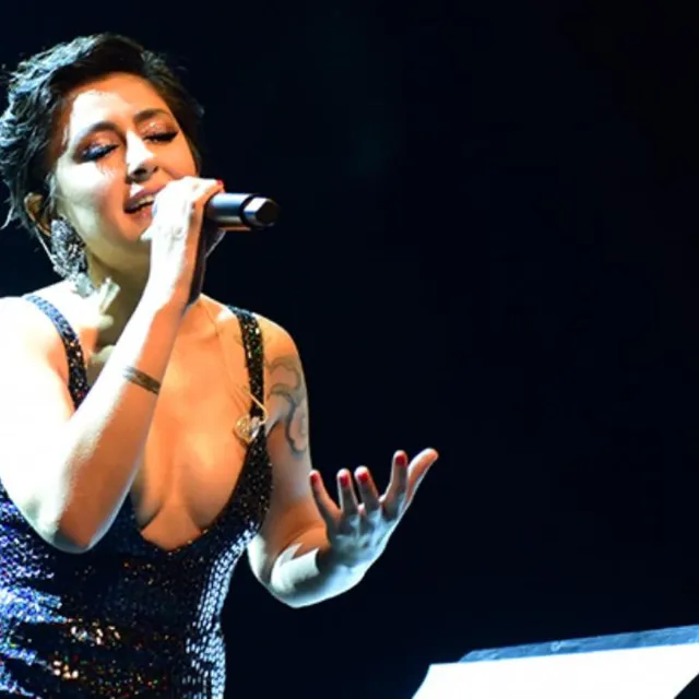 Melek Mossonun Isparta Konseri Iptal Edildi