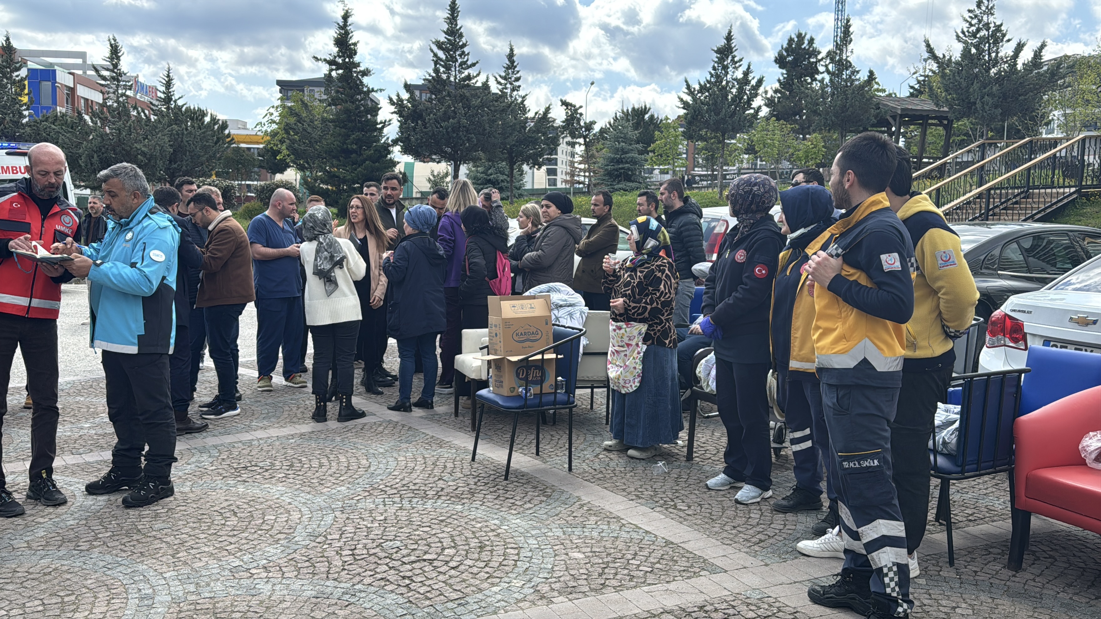 S A M S U N’ D A H U Z U R E V I N D E Y A N G I N 85 K I S I T A 660644 195805