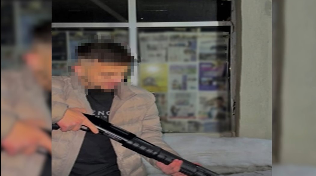 S O S Y A L M E D Y A D A S I L A H L I F O T O G R A F P A Y L A S A N 659918 195582