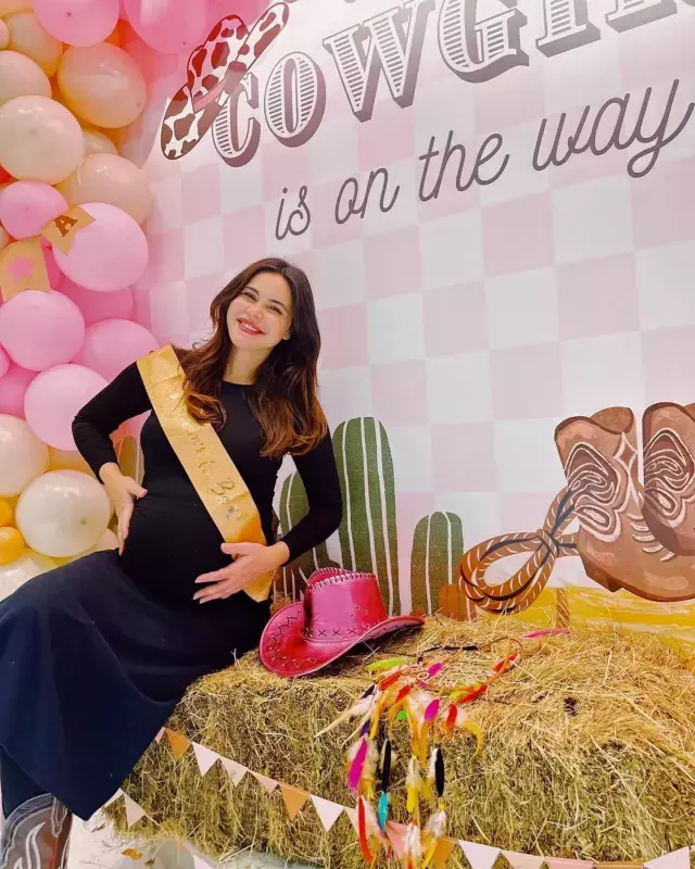 Ucuncu Kez Anne Olan Zeynep Demirel Bebeginin Son 18499902 44 M