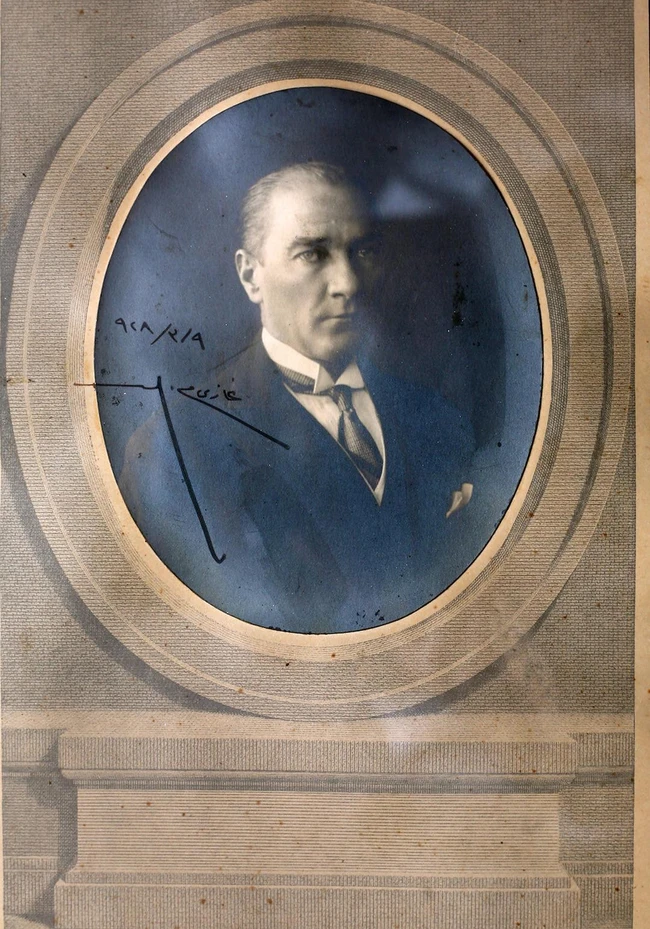04Atatürk