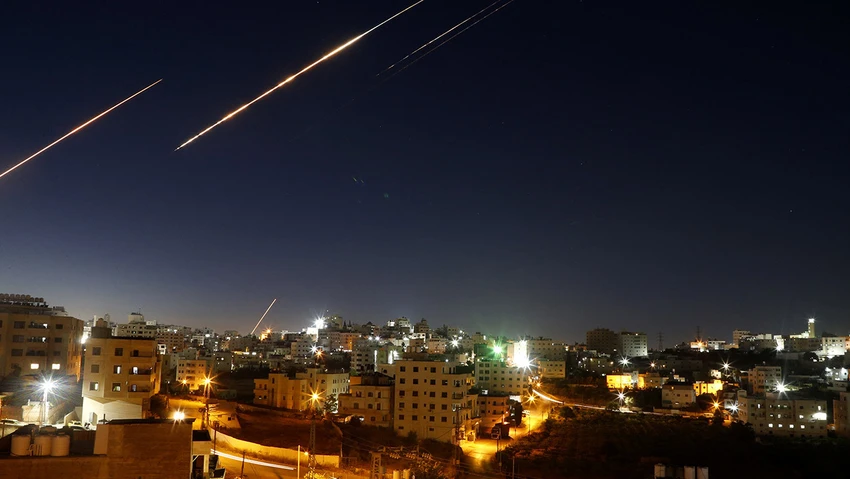 0İran'dan Yeni Füze