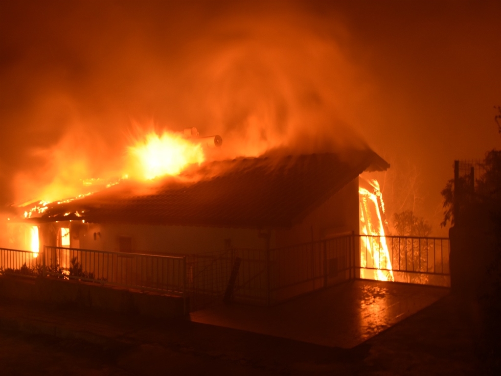 İzmir'de 2 Ayrı Noktada Orman Yangını