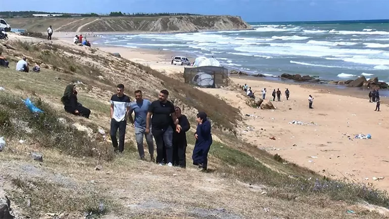 Sarıyer Kısırkaya Plajı'nda 00