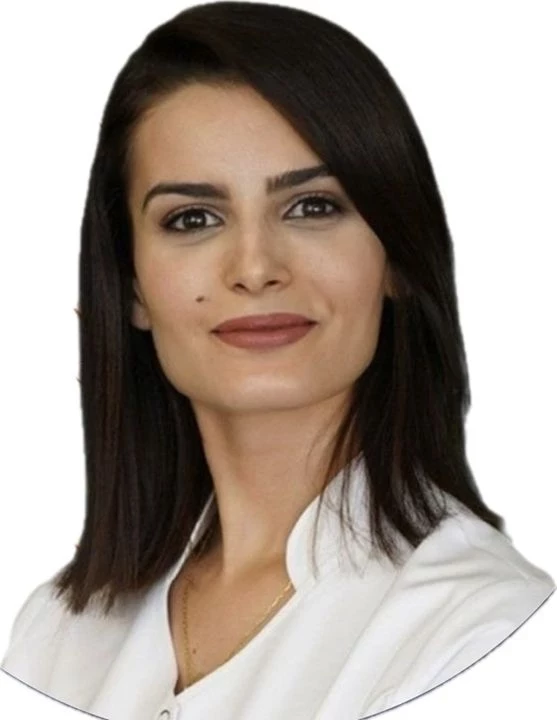 0Kolunda Serum Takiliydi