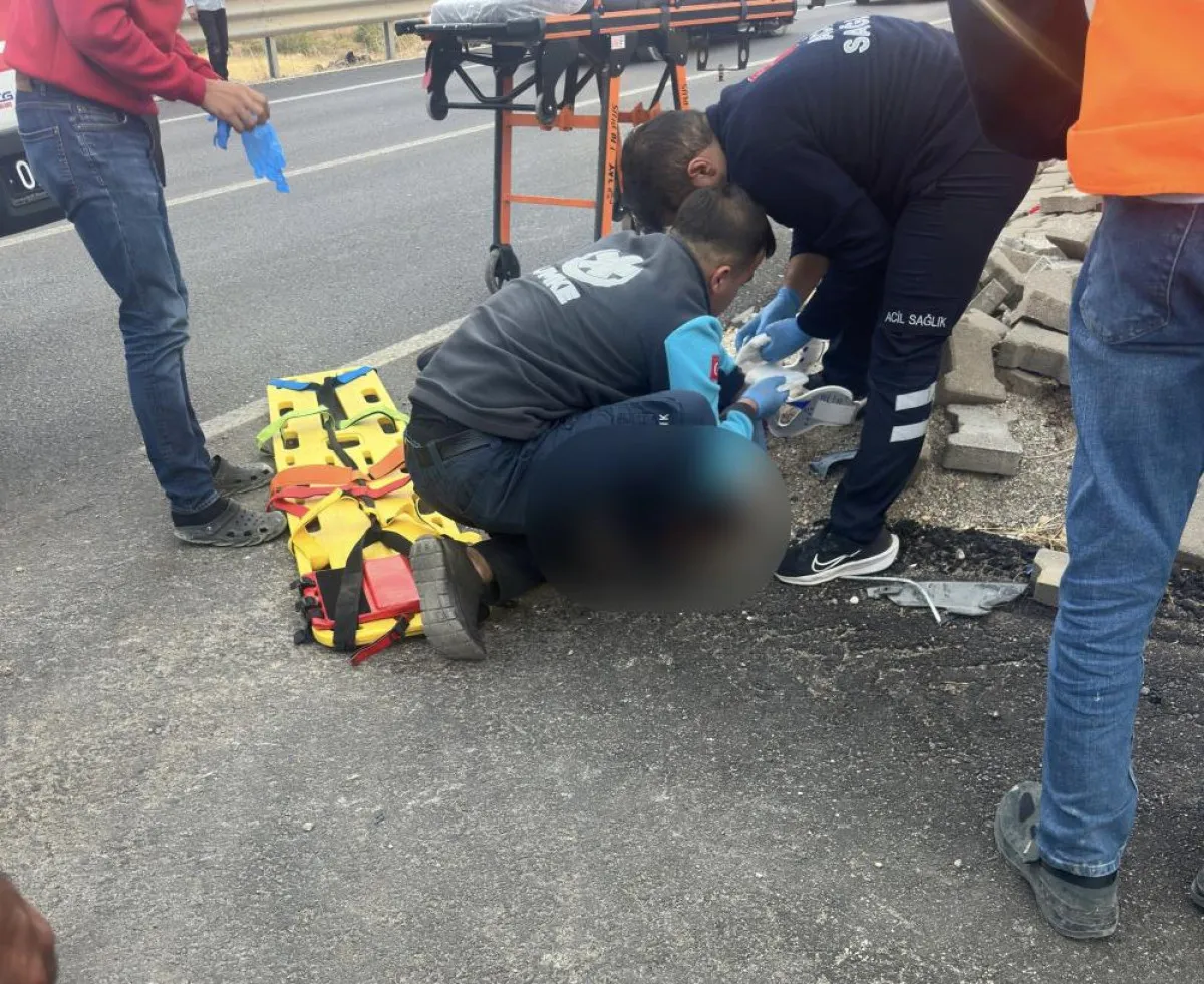 3333333Tırla Çarpışan Motosiklet