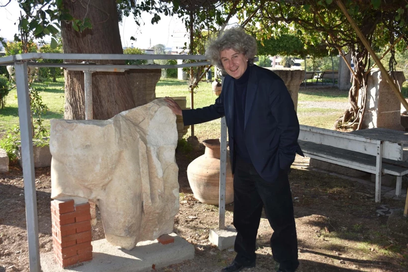 Smyrna Antik Kentinde 1800 Yillik H Caj0