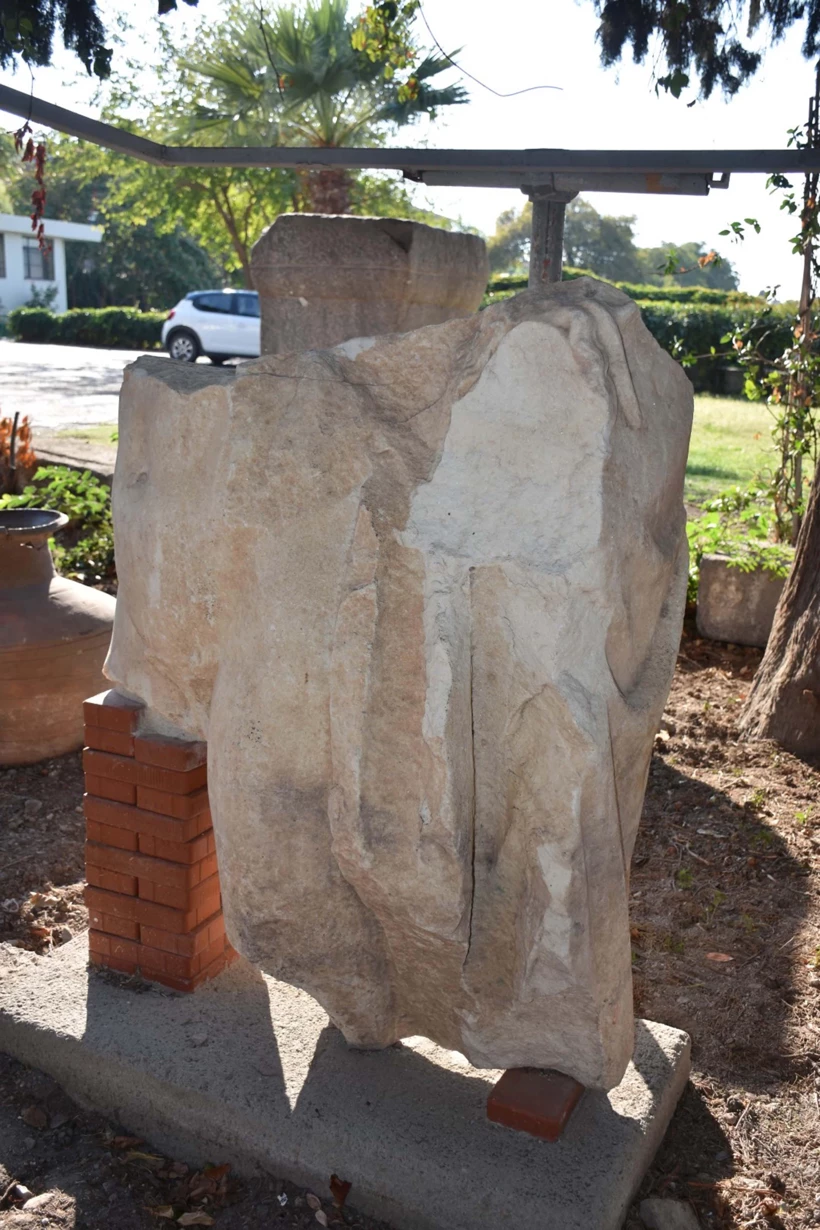 Smyrna Antik Kentinde 1800 Yillik H Df8K