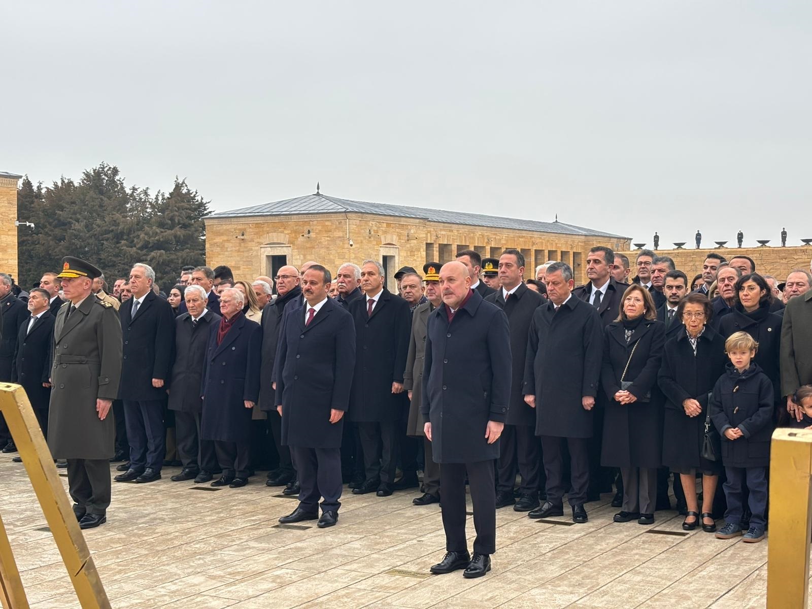 2 N C I C U M H U R B A S K A N I I N O N U V E F A T I N I N 52 1079083 320229