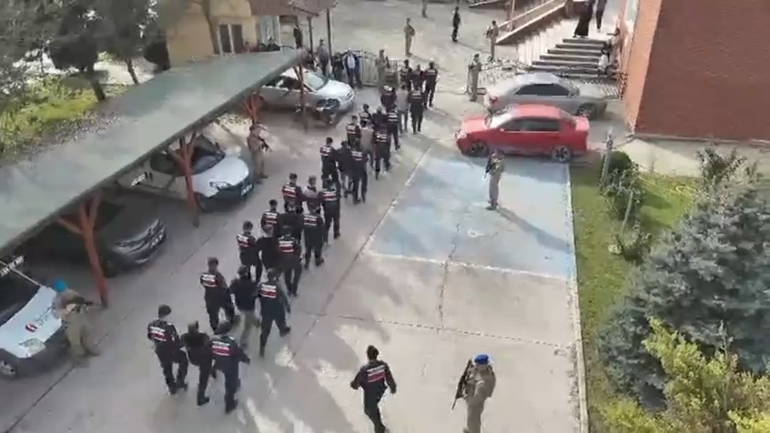 7 I L D E 7 O R G A N I Z E S U C O R G U T U N E O P E R A S Y O N 1051739 312091