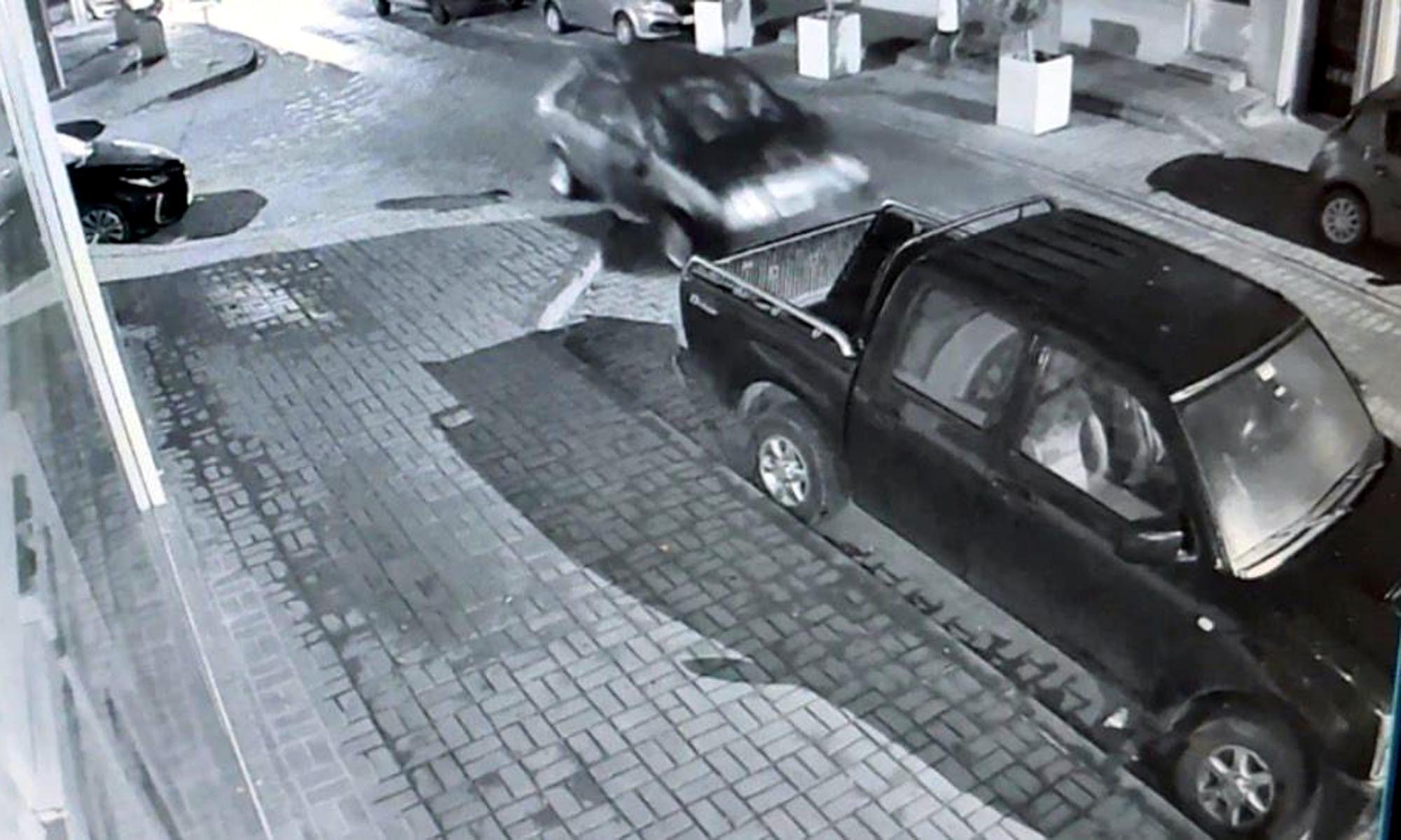 A L K O L L U S U R U C U N U N O T O M O B I L L E P A R K H A L I N D 1077097 319583