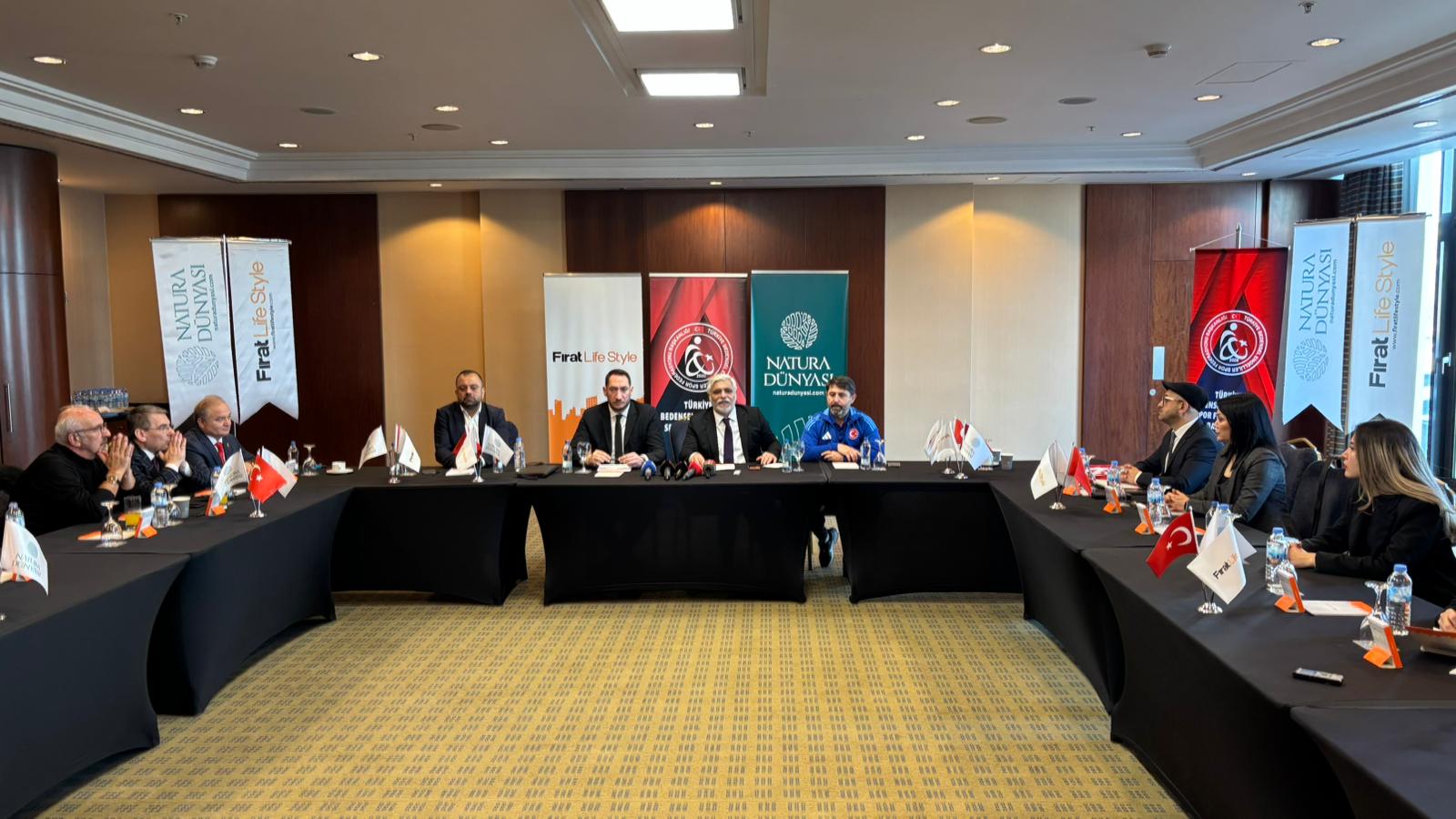 A M P U T E F U T B O L L I G I’ N E I S I M S P O N S O R U D E S T 1067317 316716