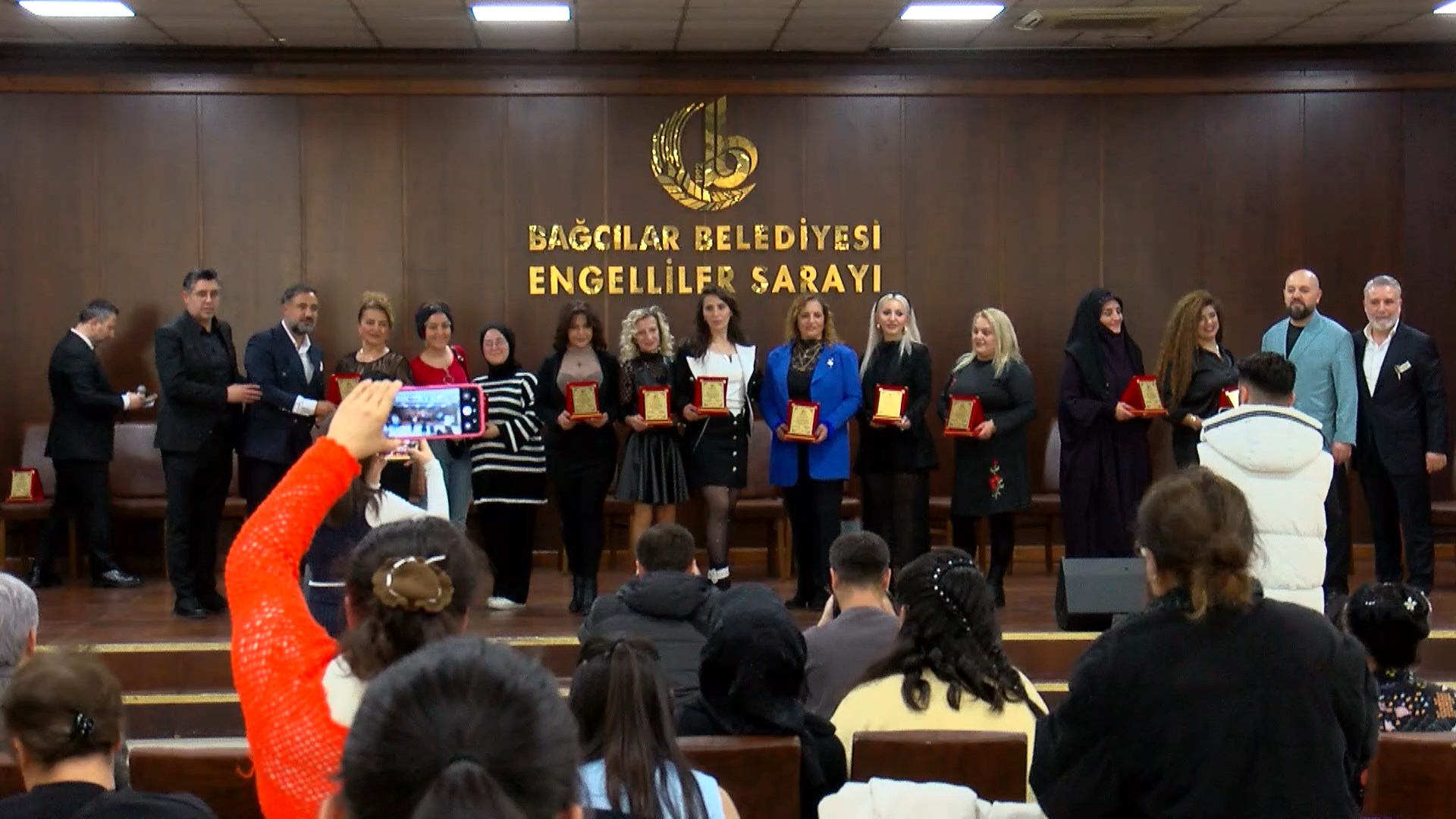 B A G C I L A R’ D A K U A F O R L E R E N G E L L I L E R I C I N Y 1067705 316832