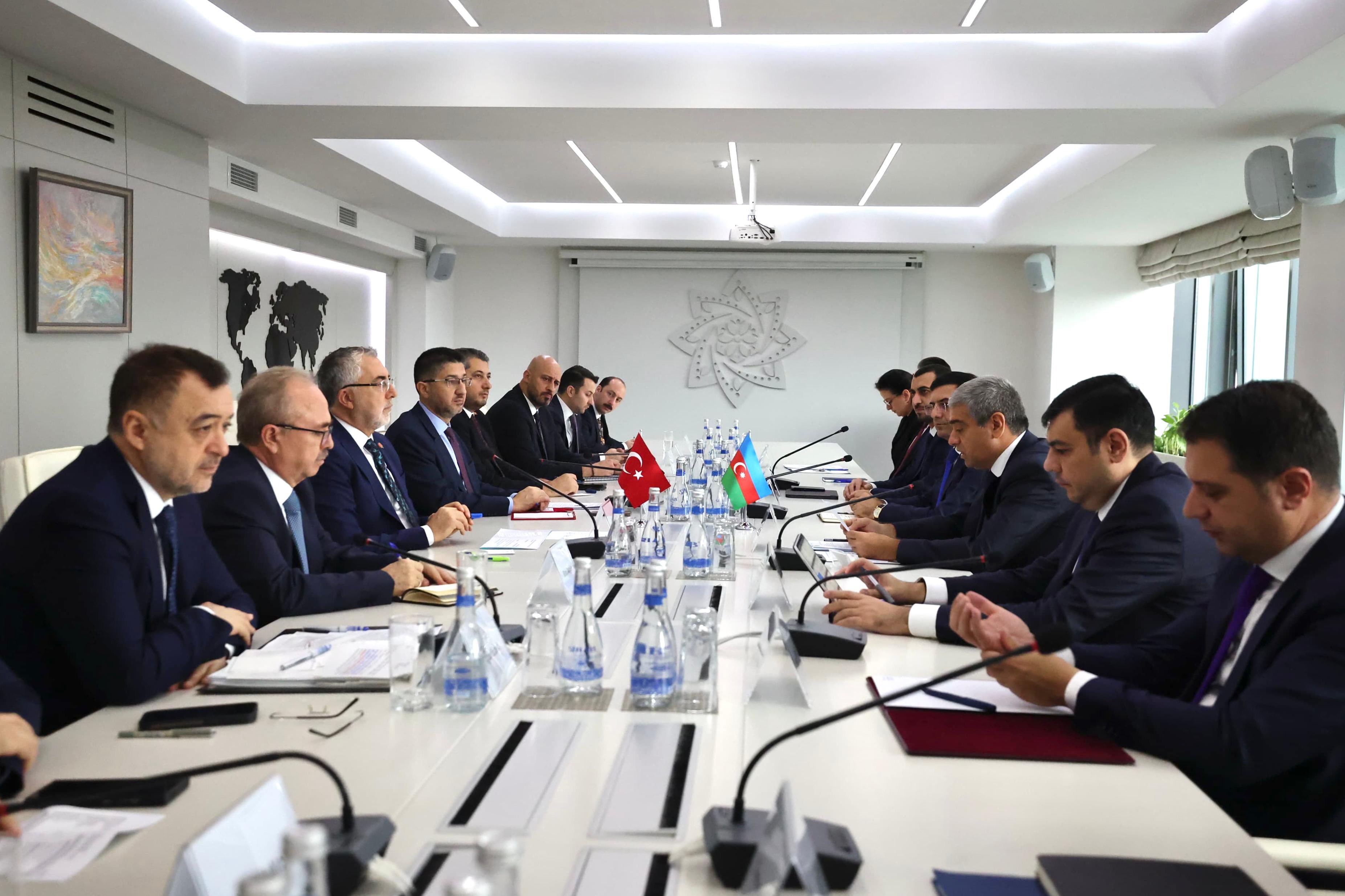 B A K A N I S I K H A N A Z E R B A Y C A N L I M E V K I D A S I A L 1051671 312069