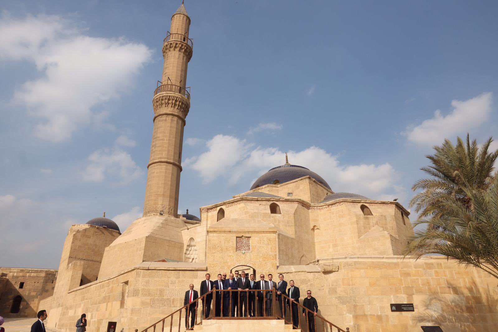 B A K A N M E M I S O G L U K A H I R E K A L E S I’ N I Z I Y A R E 1090346 323669