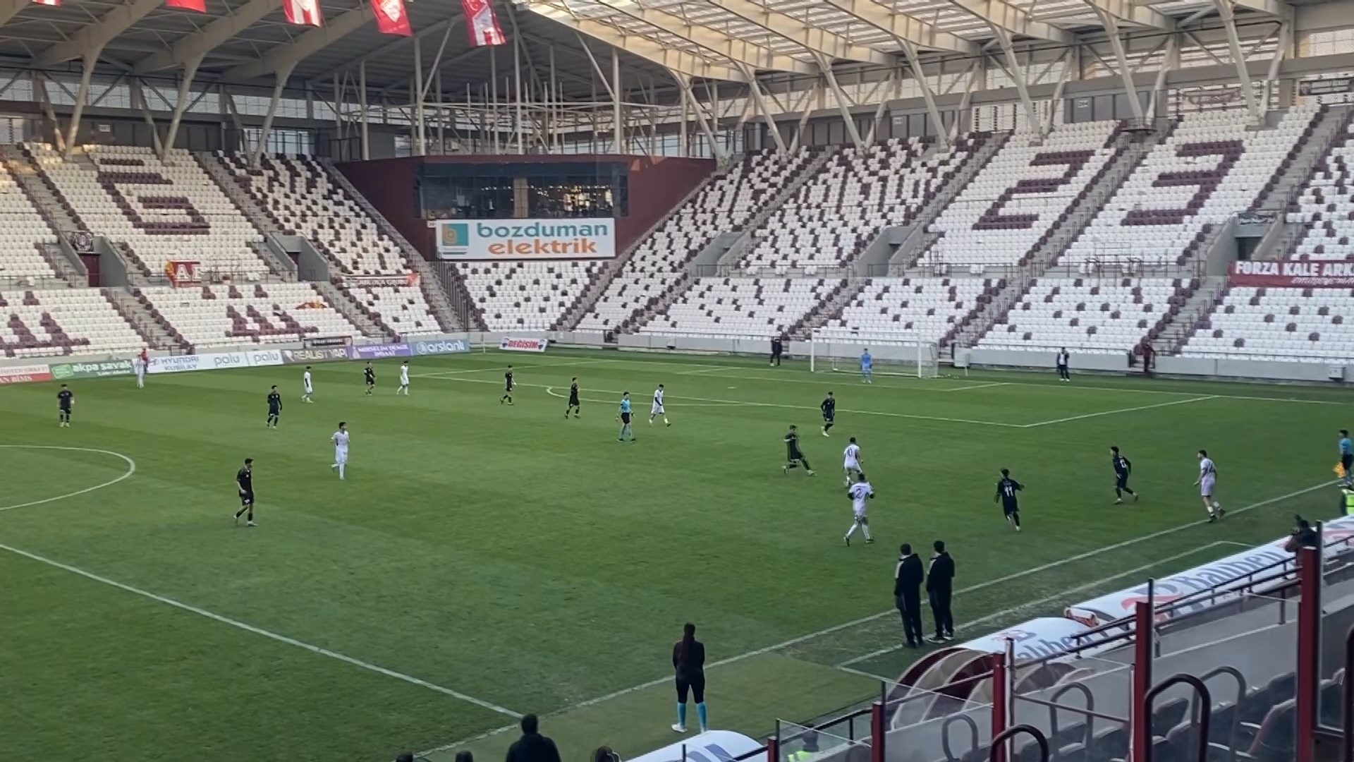 B E S I K T A S V E E L A Z I G S P O R U16 T A K I M L A R I D O 1077042 319566