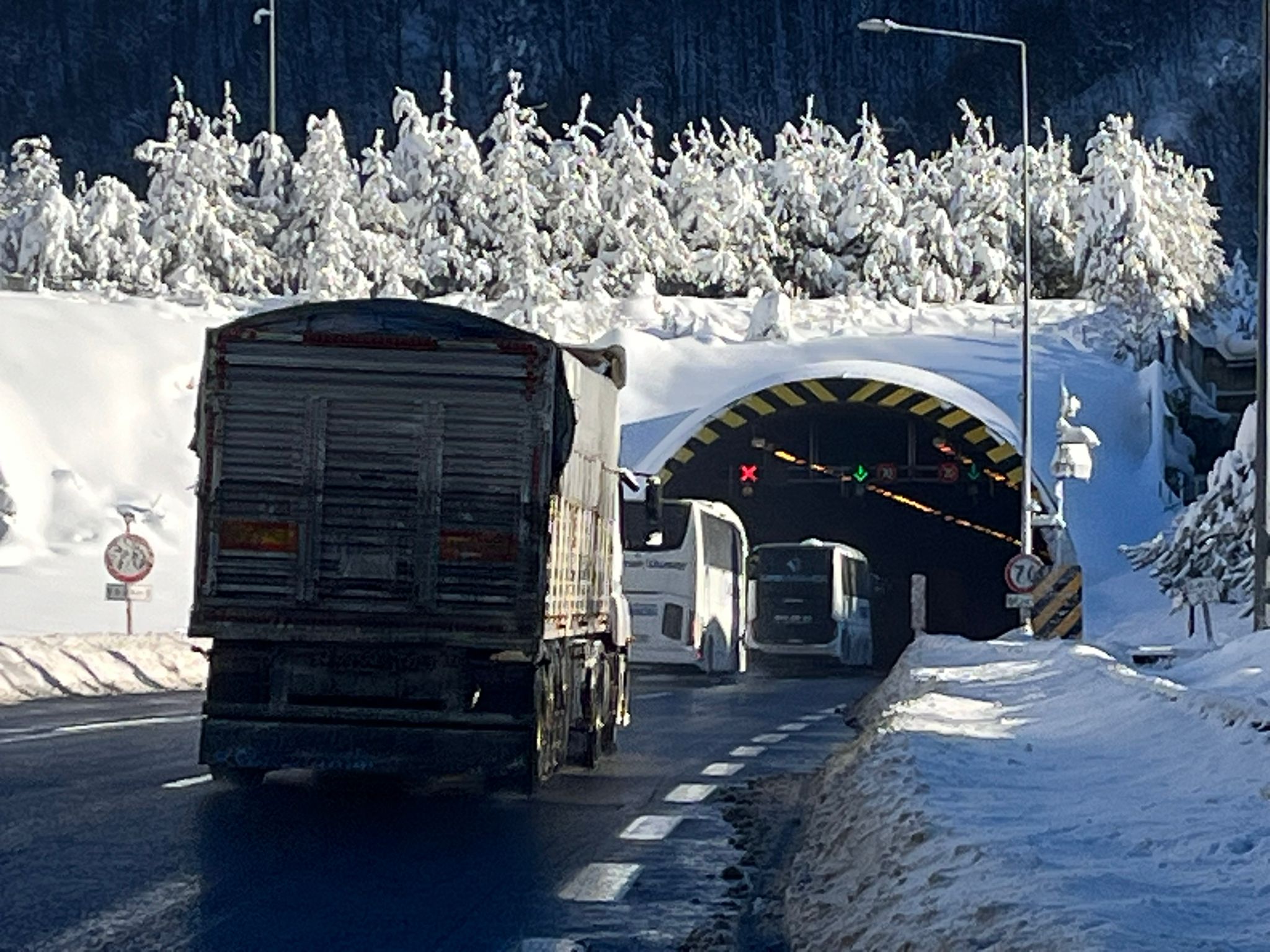 B O L U D A G I N D A K A R K E S I L D I U L A S I M N O R M A L 1087411 322781