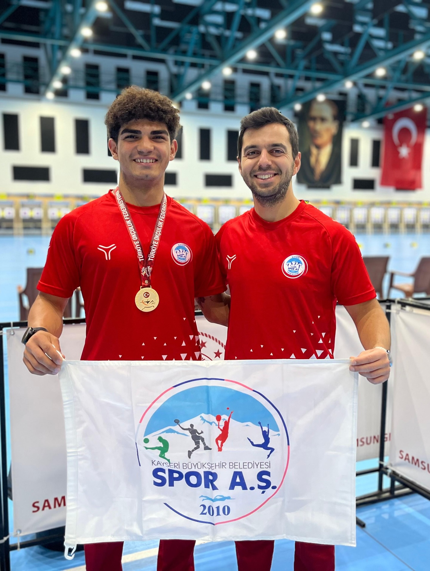 B U Y U K S E H I R S P O R A. S. S P O R C U S U K U T A Y T U R 1050681 311788