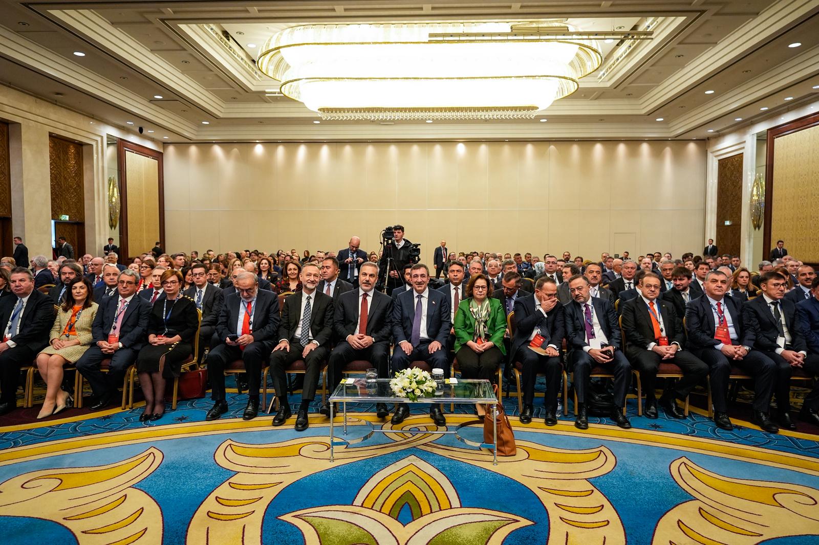 C E V D E T Y I L M A Z T U R K I Y E S T R A T E J I K A K I L L A 1069054 317215