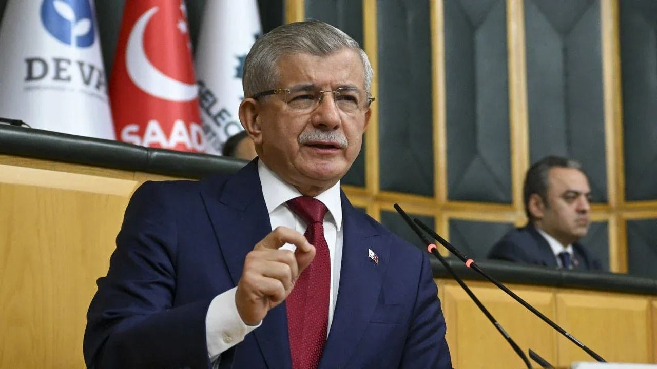 D A V U T O Ğ L U-3