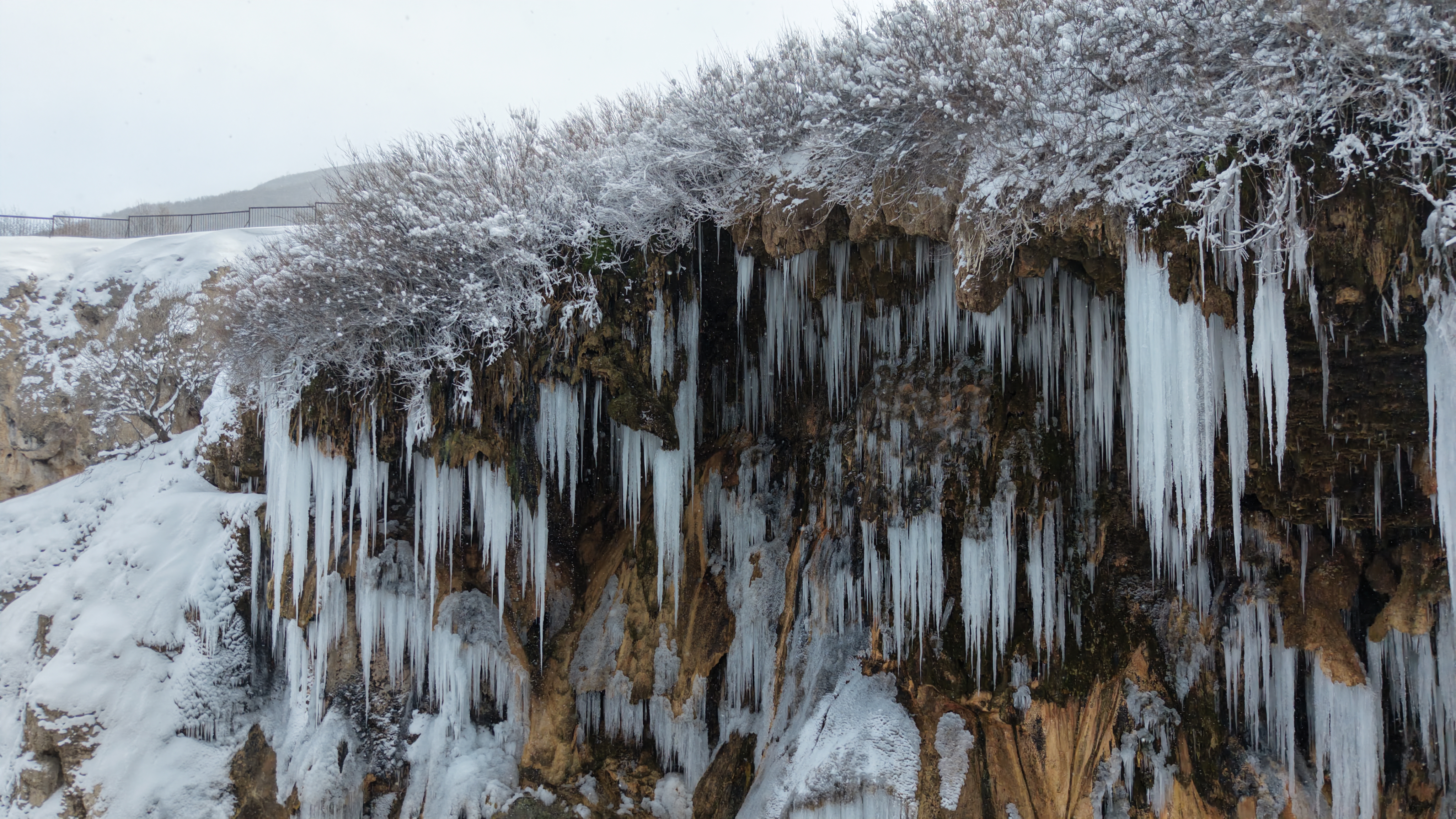 D I P S I Z G O L S E L A L E S I N D E K I S G U Z E L L I G I D E 1087143 322698