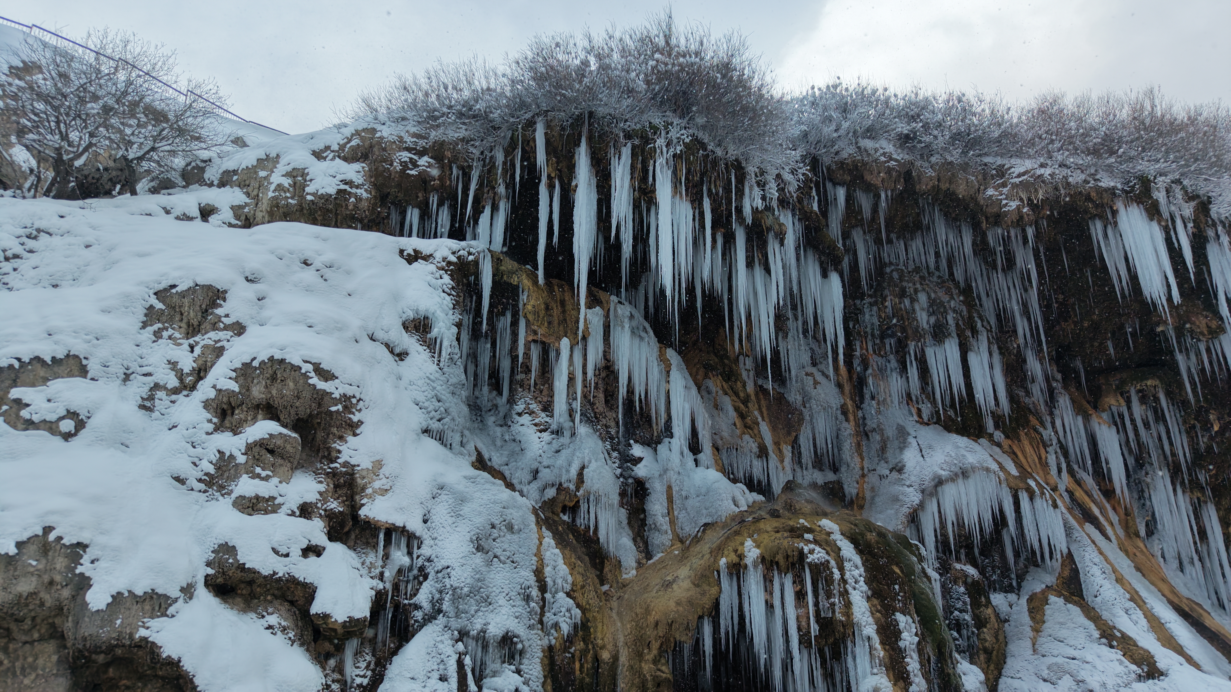 D I P S I Z G O L S E L A L E S I N D E K I S G U Z E L L I G I D E 1087144 322698