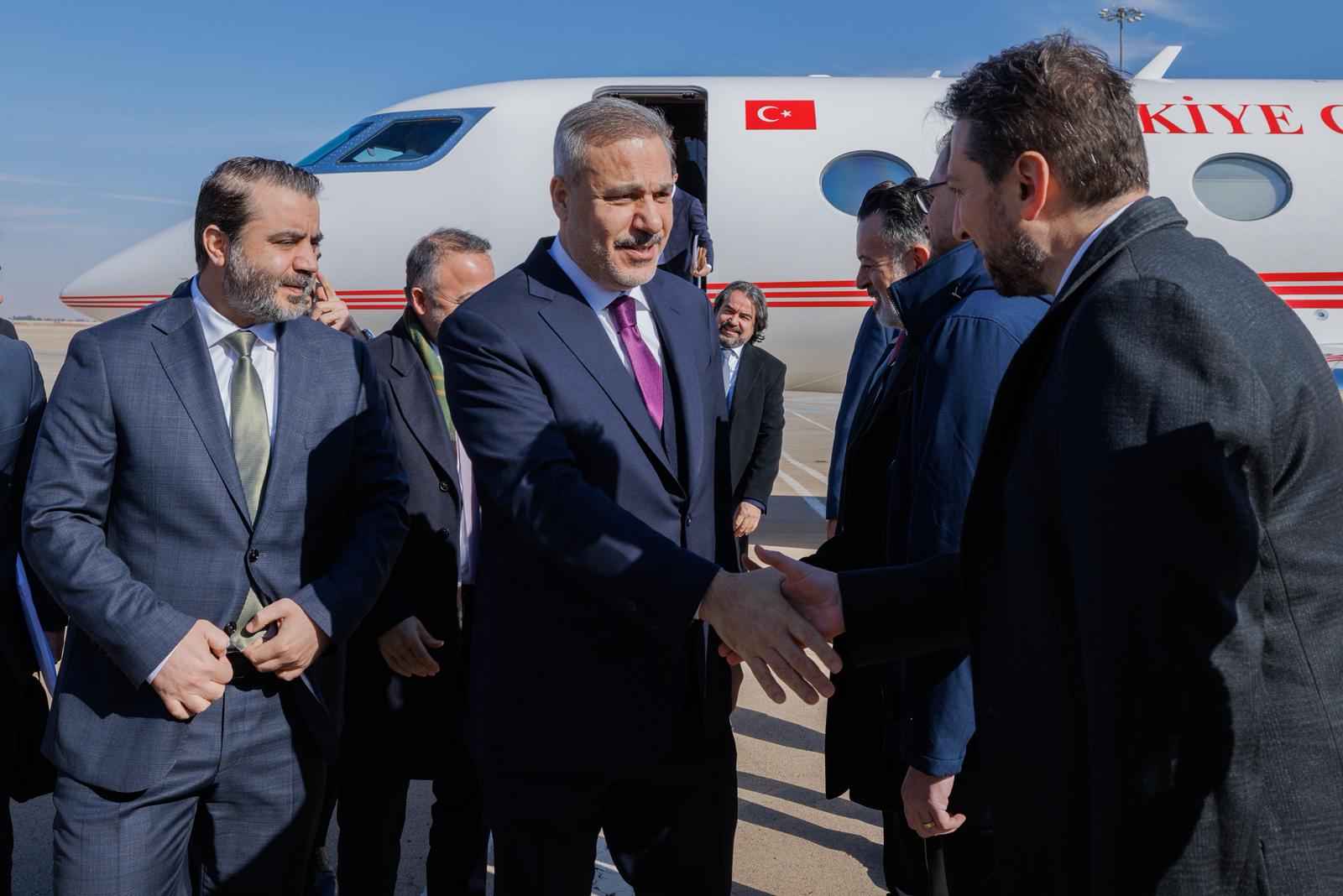 D I S I S L E R I B A K A N I F I D A N M I L L I S A V U N M A B A 1074707 318898