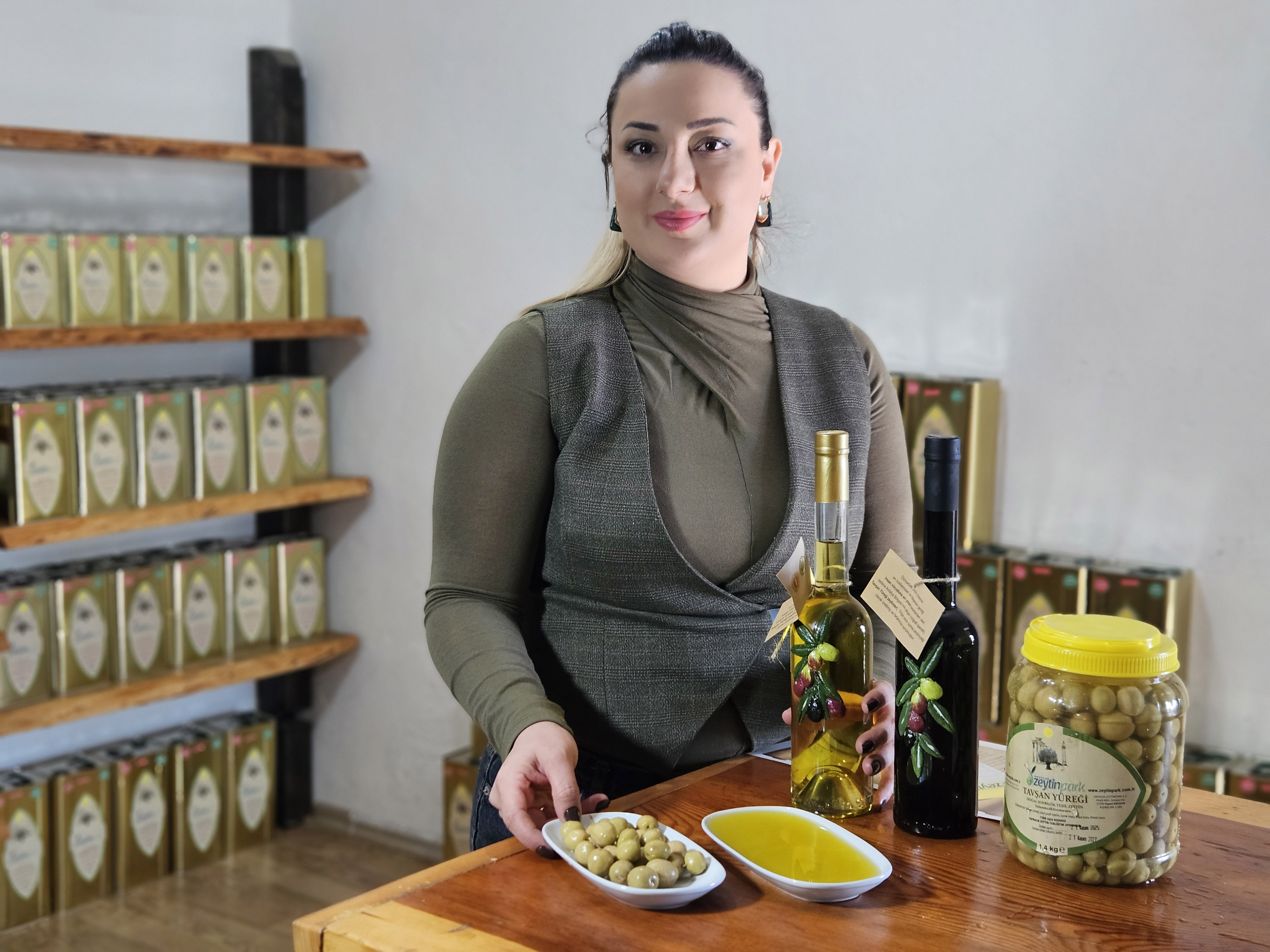 D U N Y A N I N E N S A G L I K L I Z E Y T I N Y A G I N I N L I T R E 1063618 315589