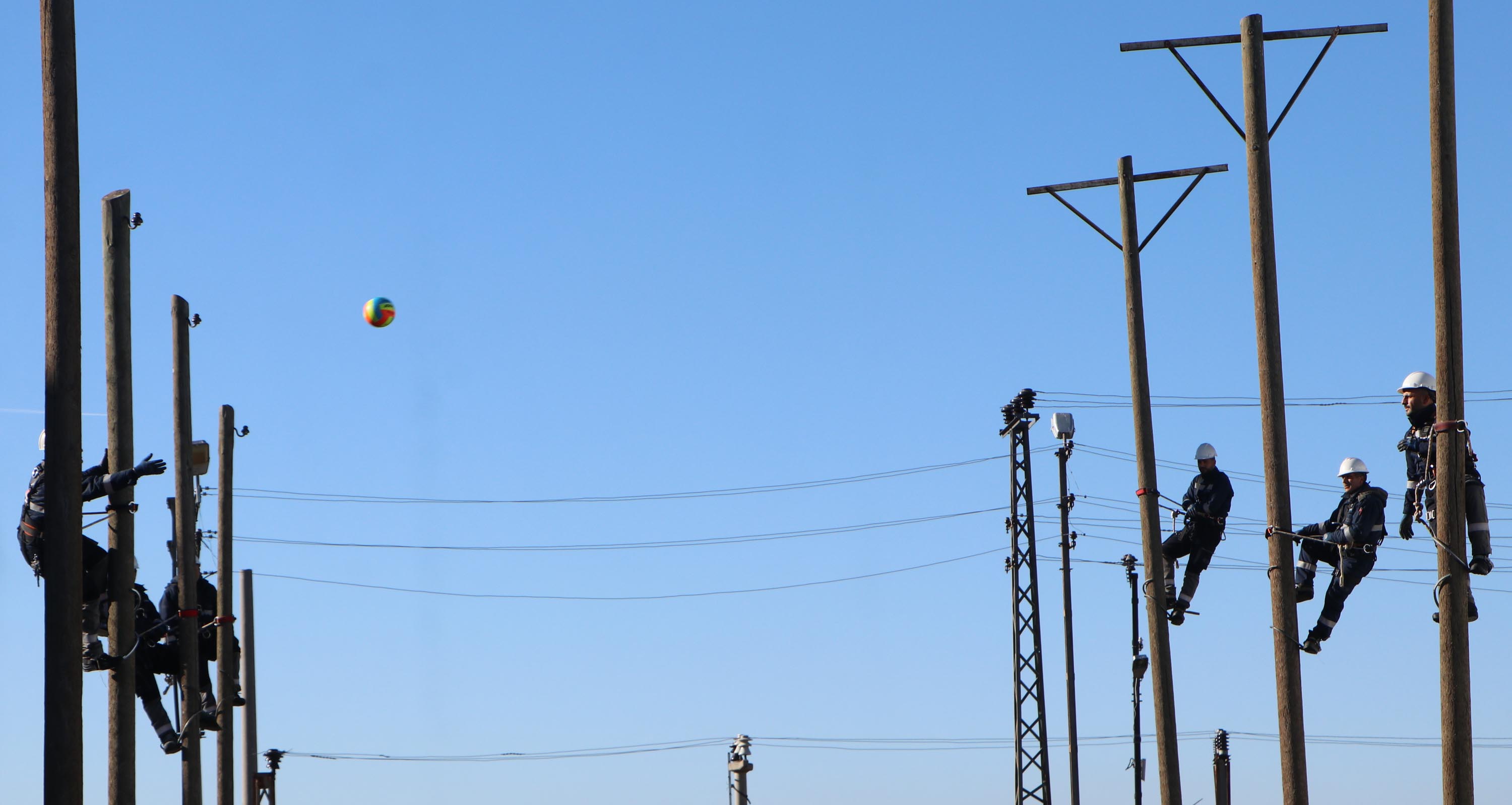 E L E K T R I K I S C I L E R I Z O R L U K I S A H A Z I R L A N I Y O 1069209 317259