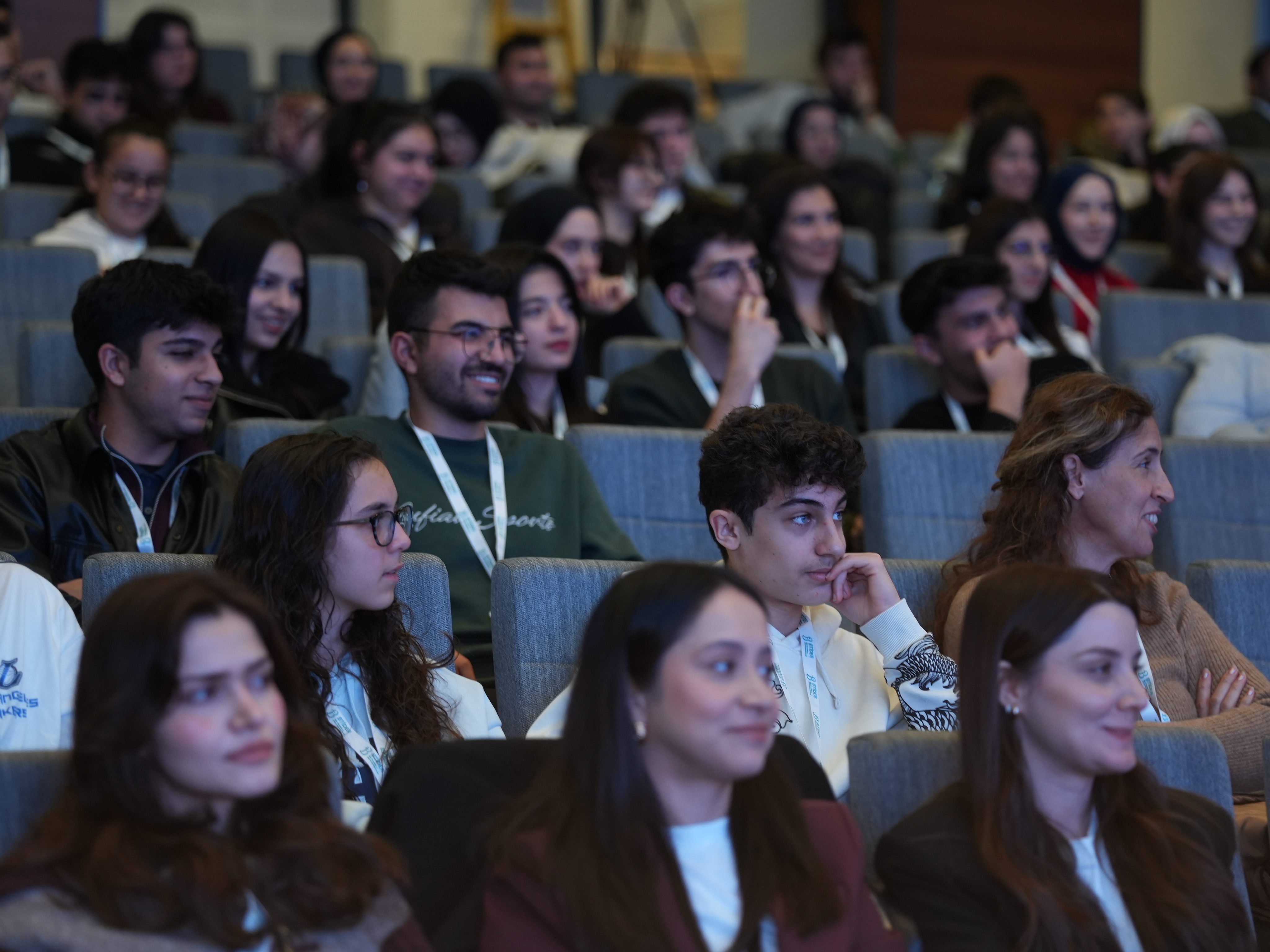 E X P E R I E N C E A I Y A P A Y Z E K A T E M E L L E R I E G I 1076992 319539