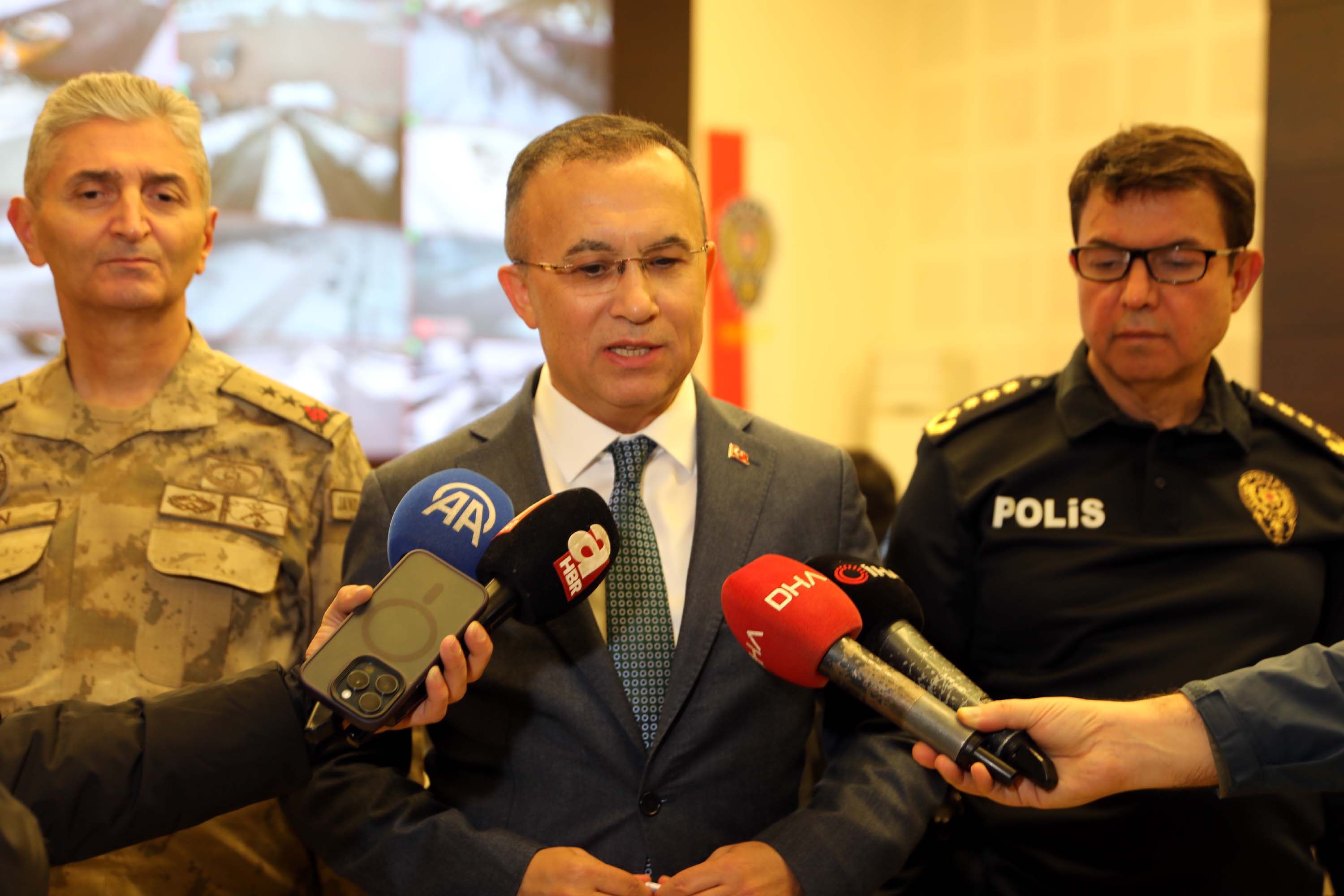 G A Z I A N T E P’ T E Y I L B A S I N D A 12 B I N 117 K A M U 1090844 323837