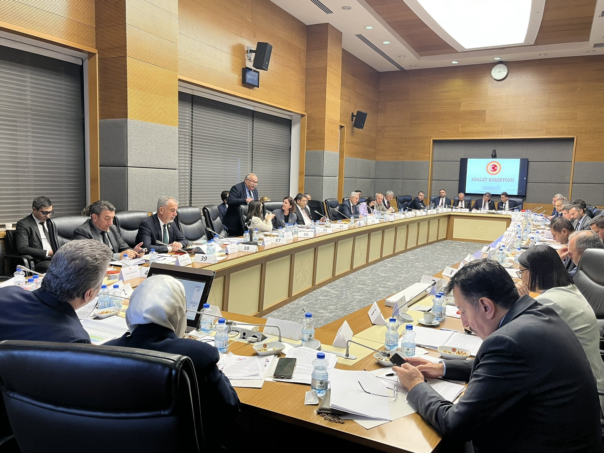 I N F A Z D U Z E N L E M E L E R I N I I C E R E N 11 N C I Y A R 1048756 311209