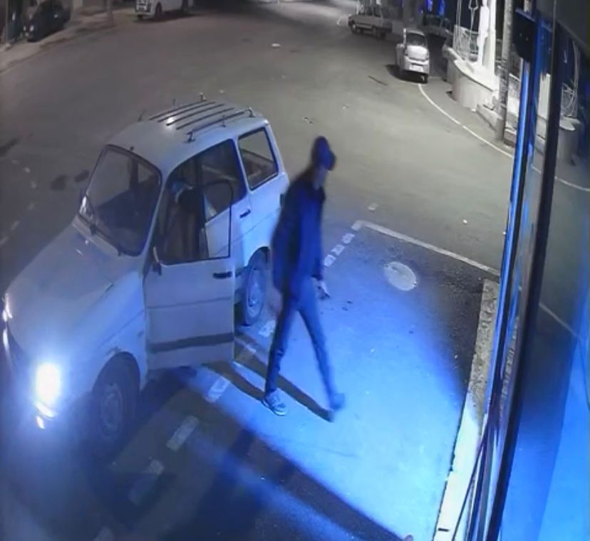 I S P A R T A’ D A Y A N A N O T O M O B I L I N Y A K I N I N D A B A 1049891 311569