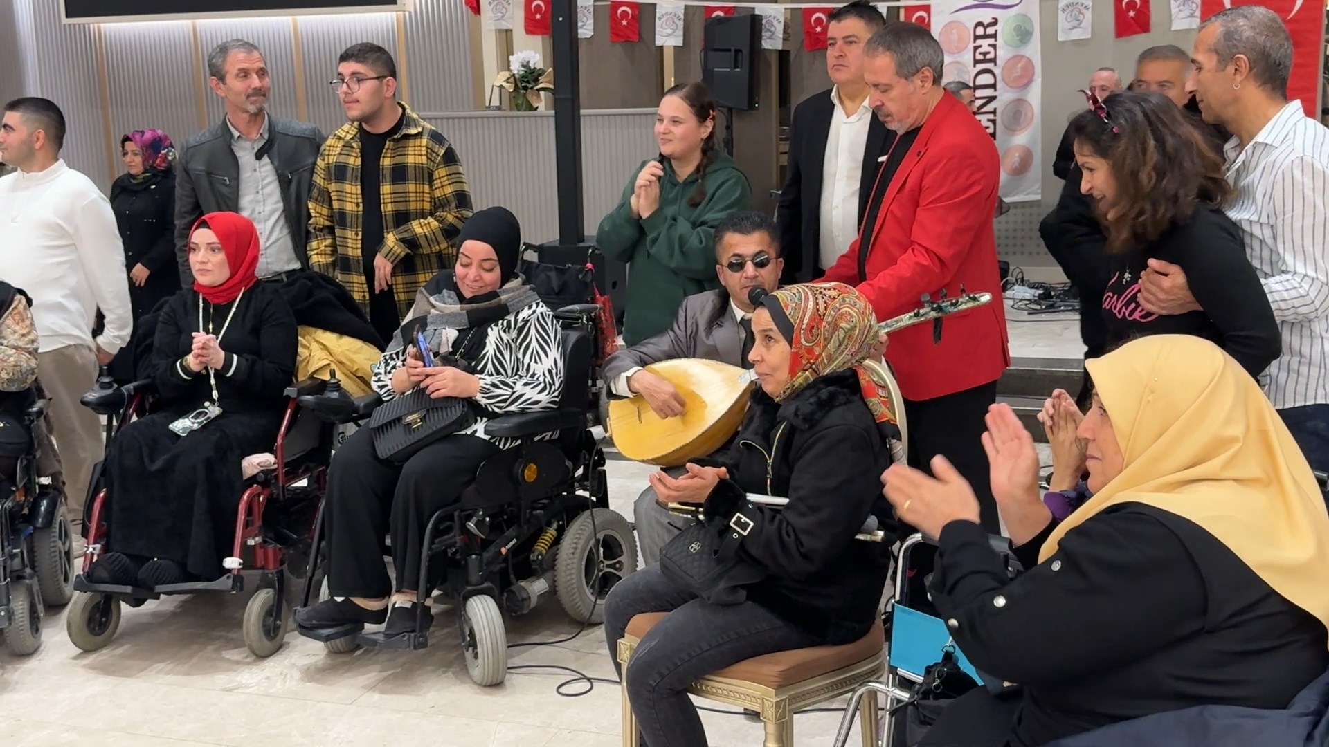 I S T A N B U L A K P A R T I M I L L E T V E K I L I B A Y R A M E 1043127 309540