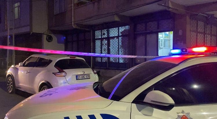 I S T A N B U L B A G C I L A R D A I S Y E R I N E S I L A H L I 1069929 317494