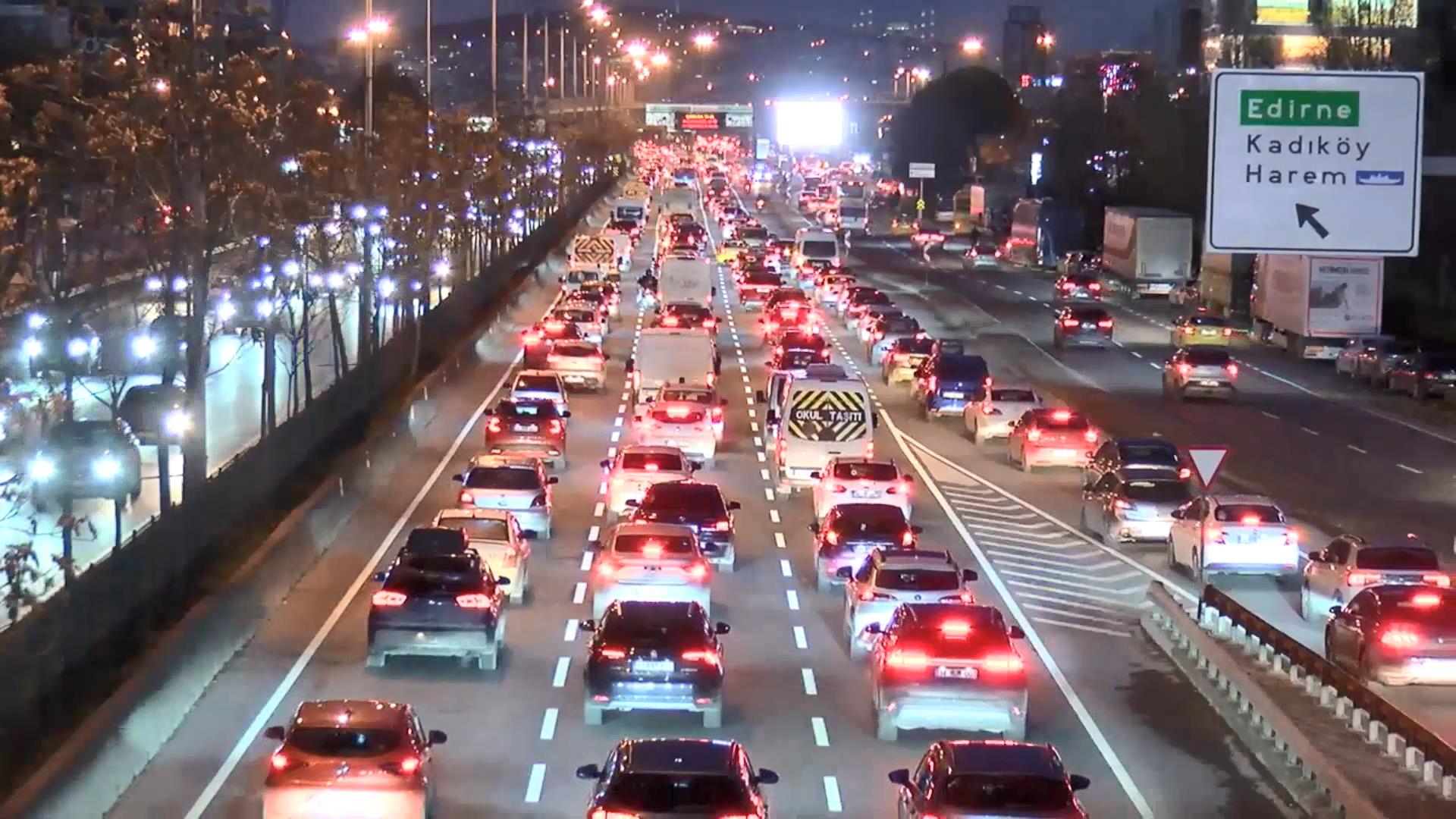 I S T A N B U L I S T A N B U L D A H A F T A N I N I L K I S G 1085284 322123