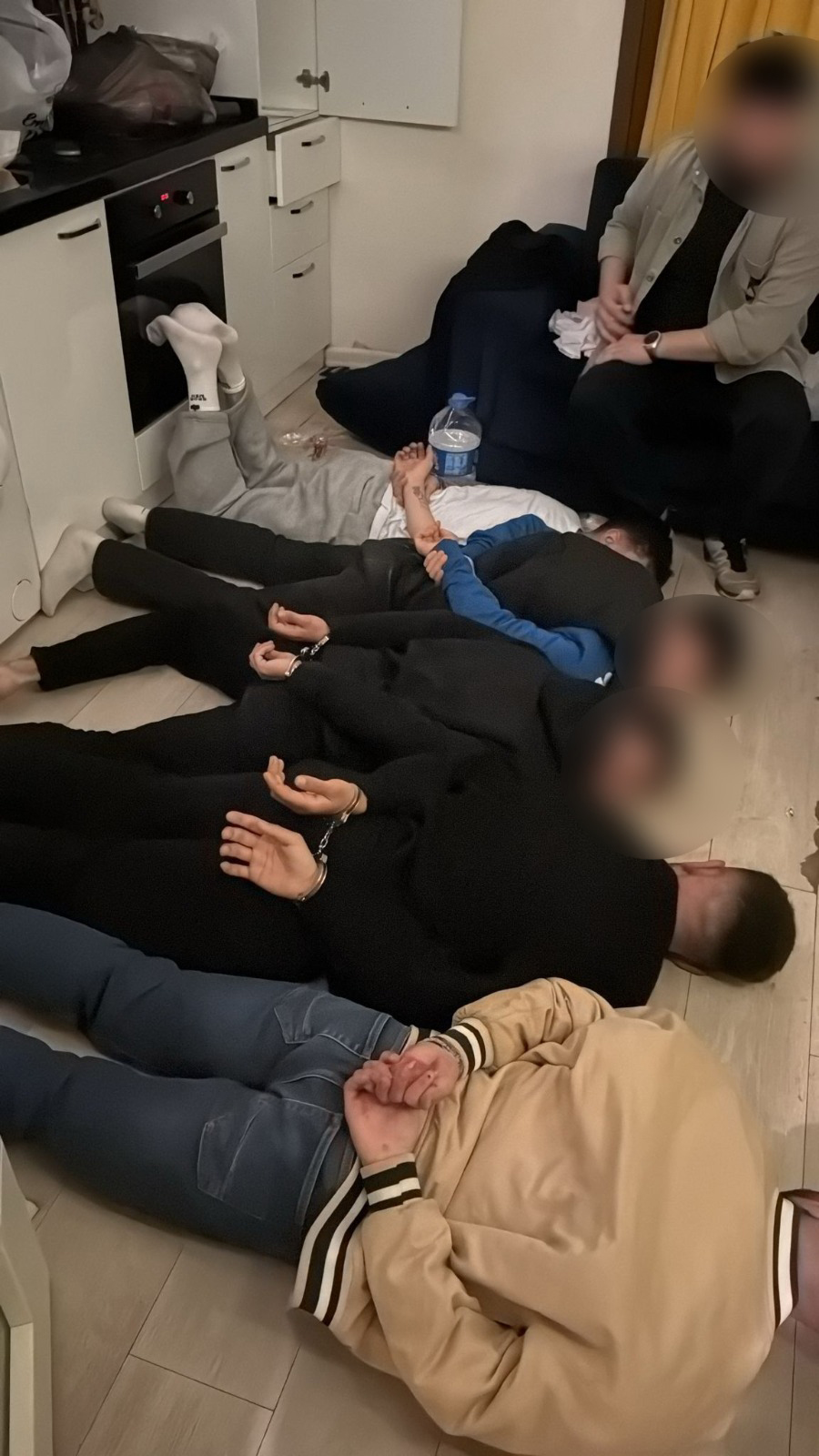 I S T A N B U L I S T A N B U L D A S U C O R G U T L E R I N E 4 1067510 316775