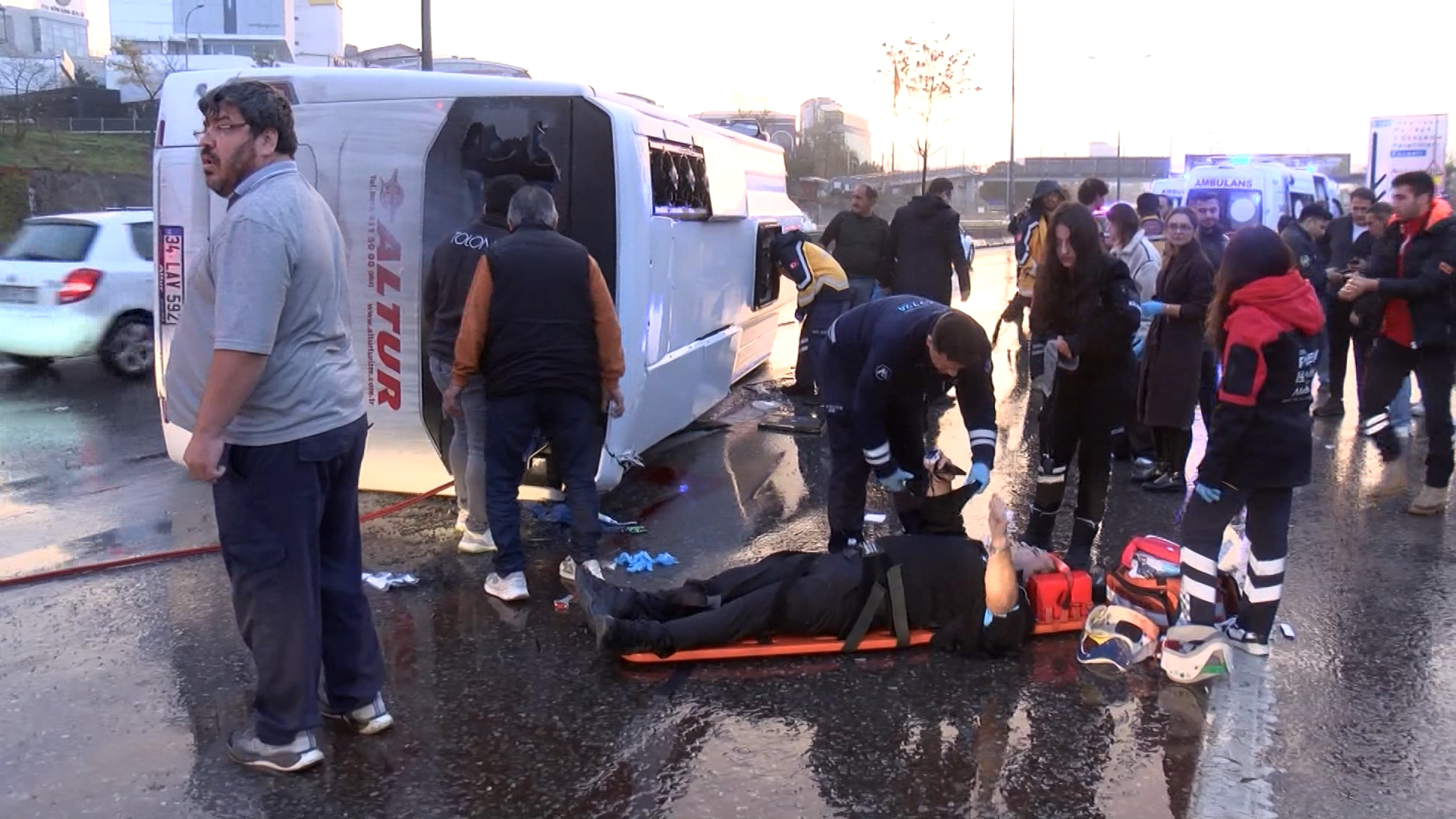 I S T A N B U L M A L T E P E D 100 D E S E R V I S M I N I B 1051762 312043