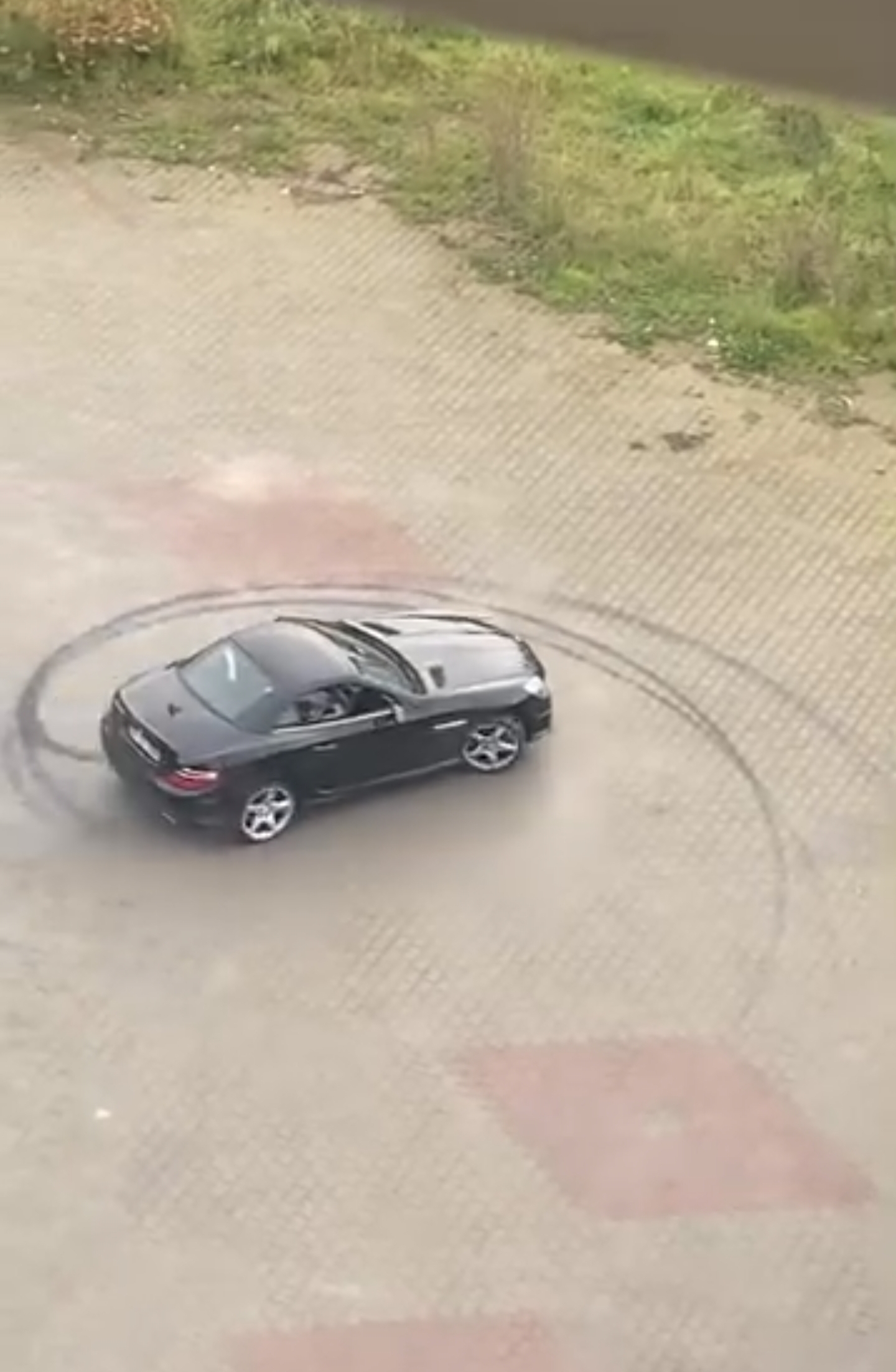 I S T A N B U L M A L T E P E D E O Z E L H A S T A N E N I N V A 1075521 319110